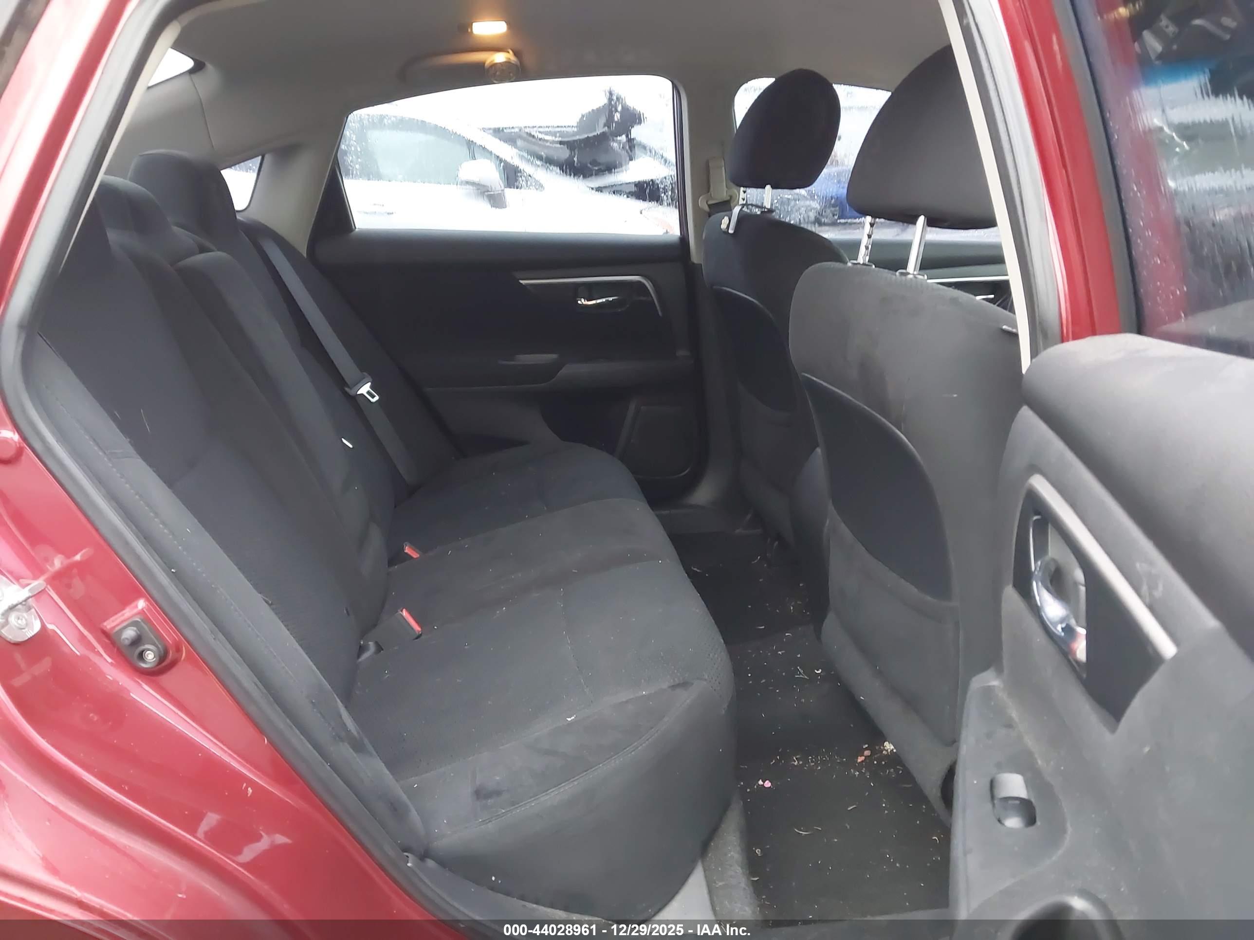 NISSAN ALTIMA image 8