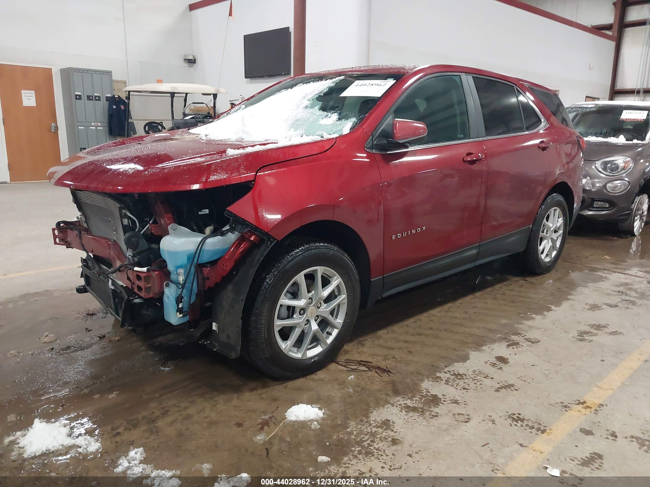CHEVROLET EQUINOX image 2