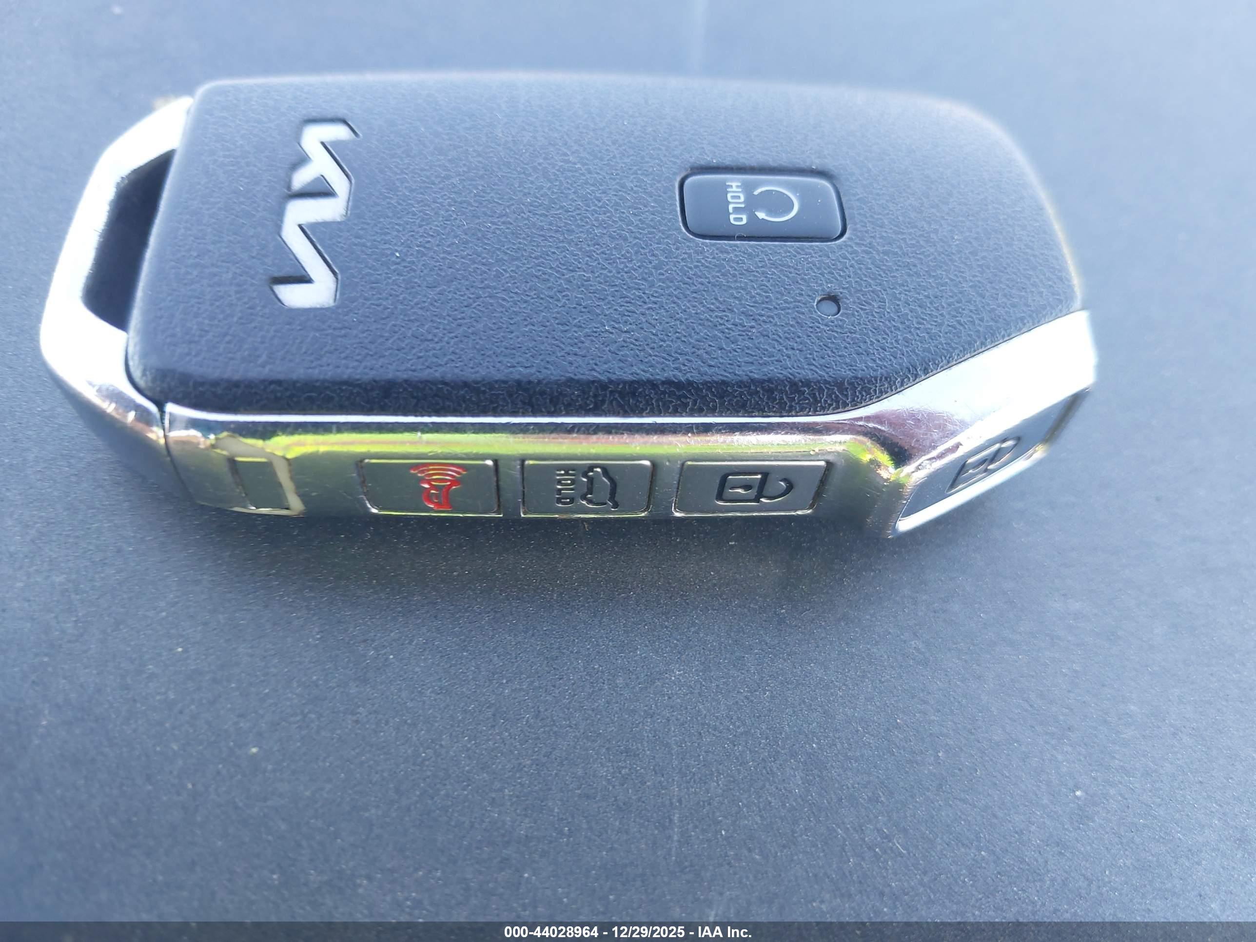 KIA SORENTO image 11