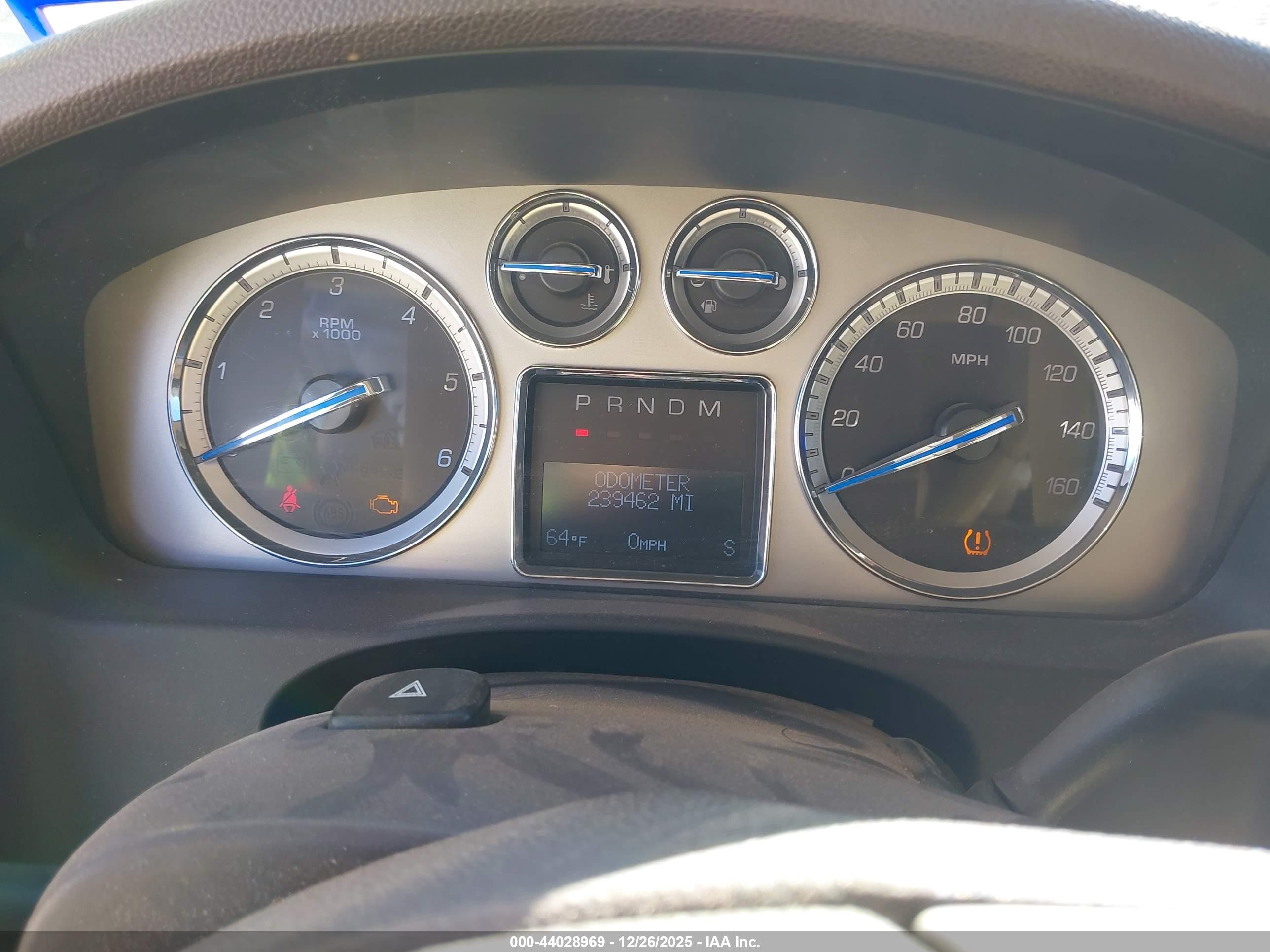 CADILLAC ESCALADE image 7