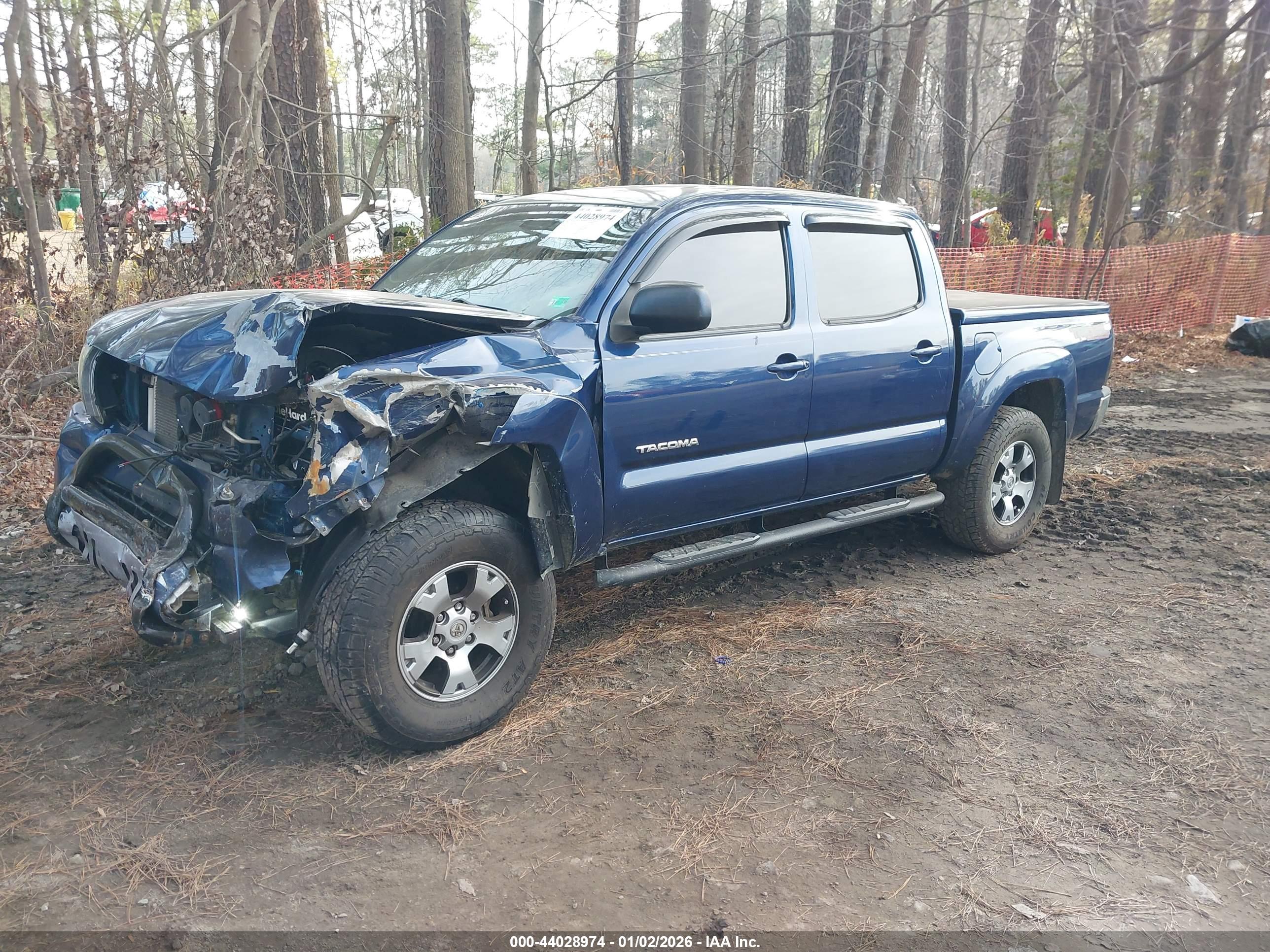 TOYOTA TACOMA image 2