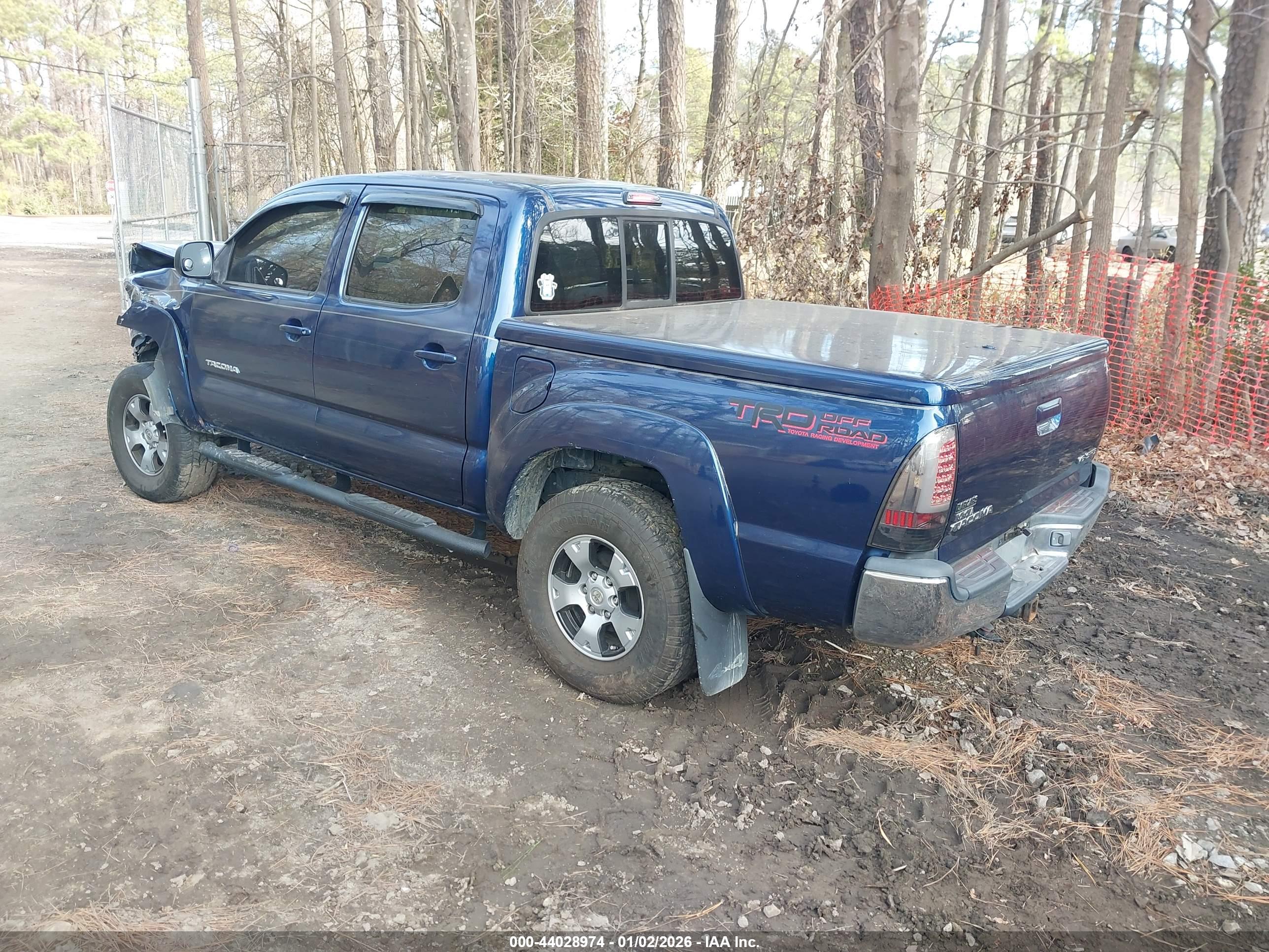 TOYOTA TACOMA image 3