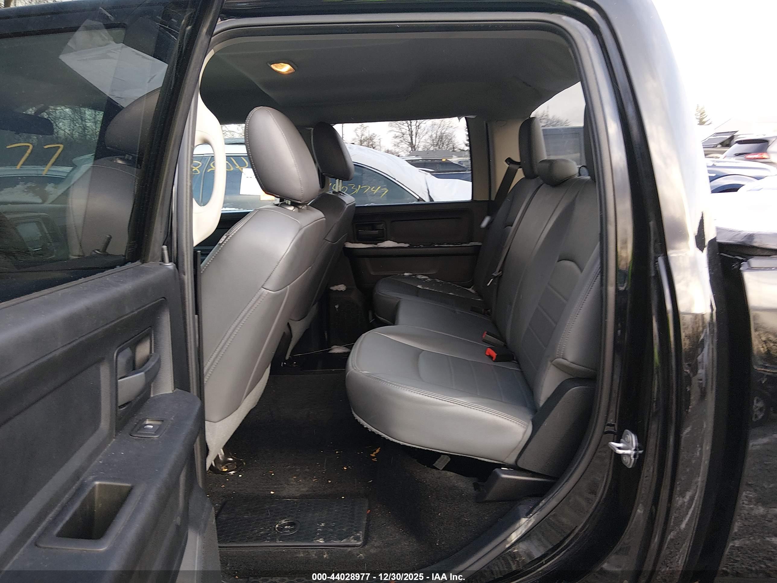 RAM 1500 image 8