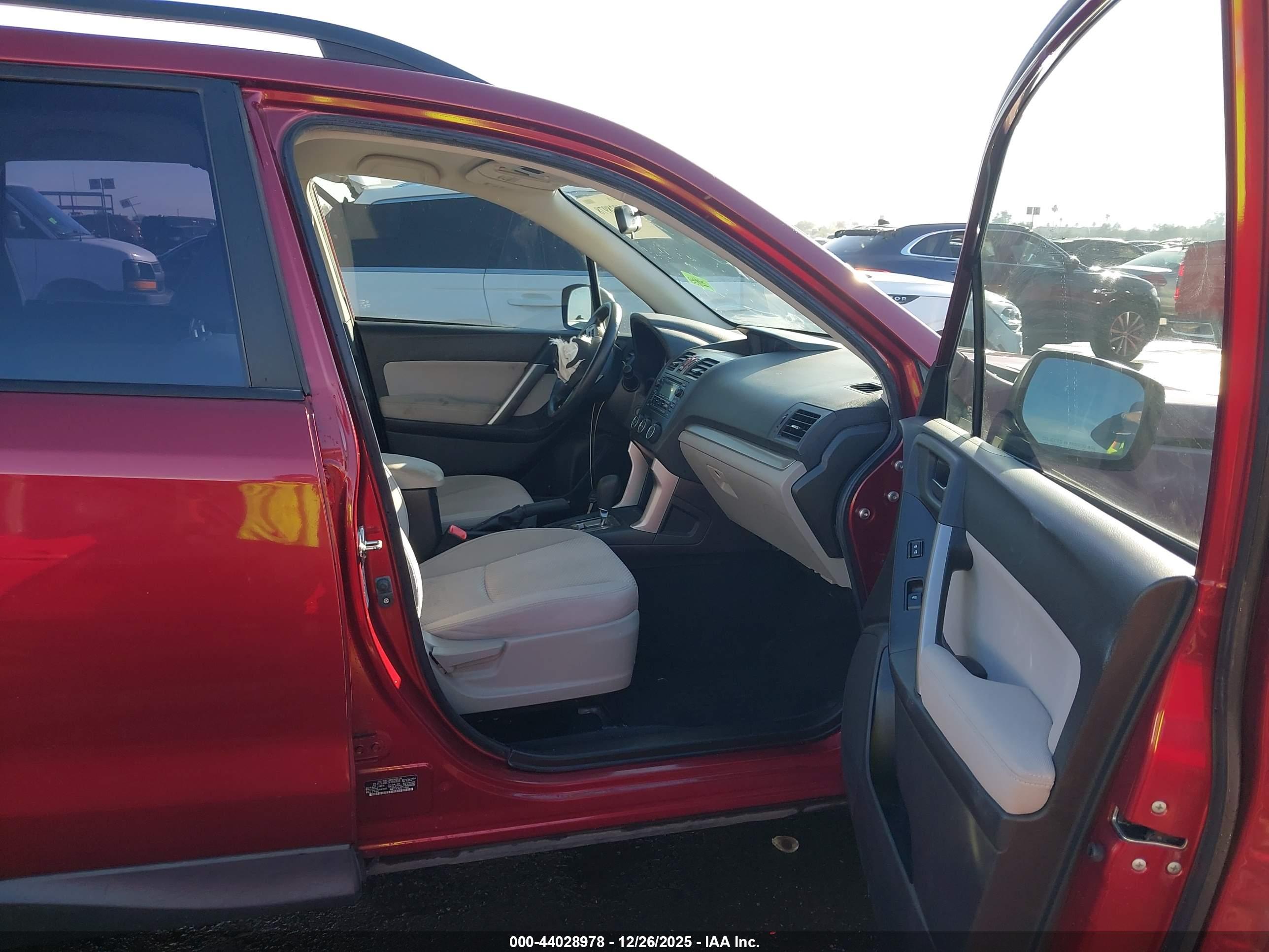SUBARU FORESTER image 5