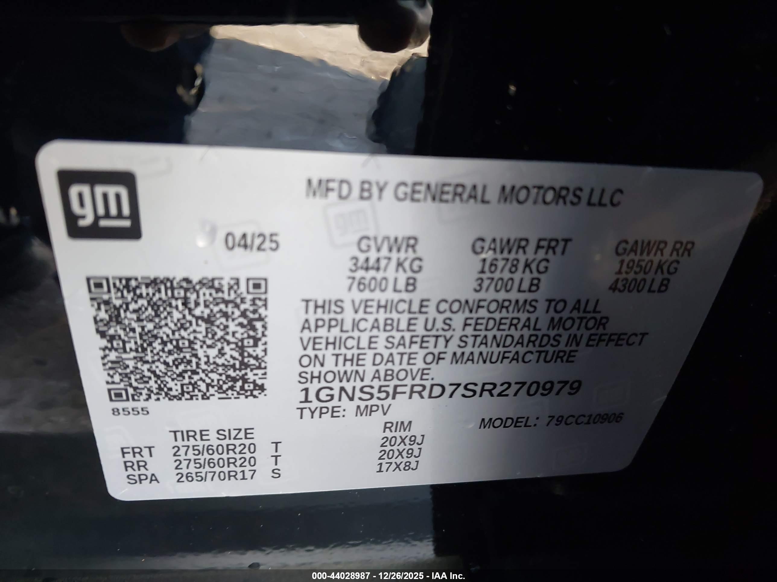 CHEVROLET SUBURBAN image 9