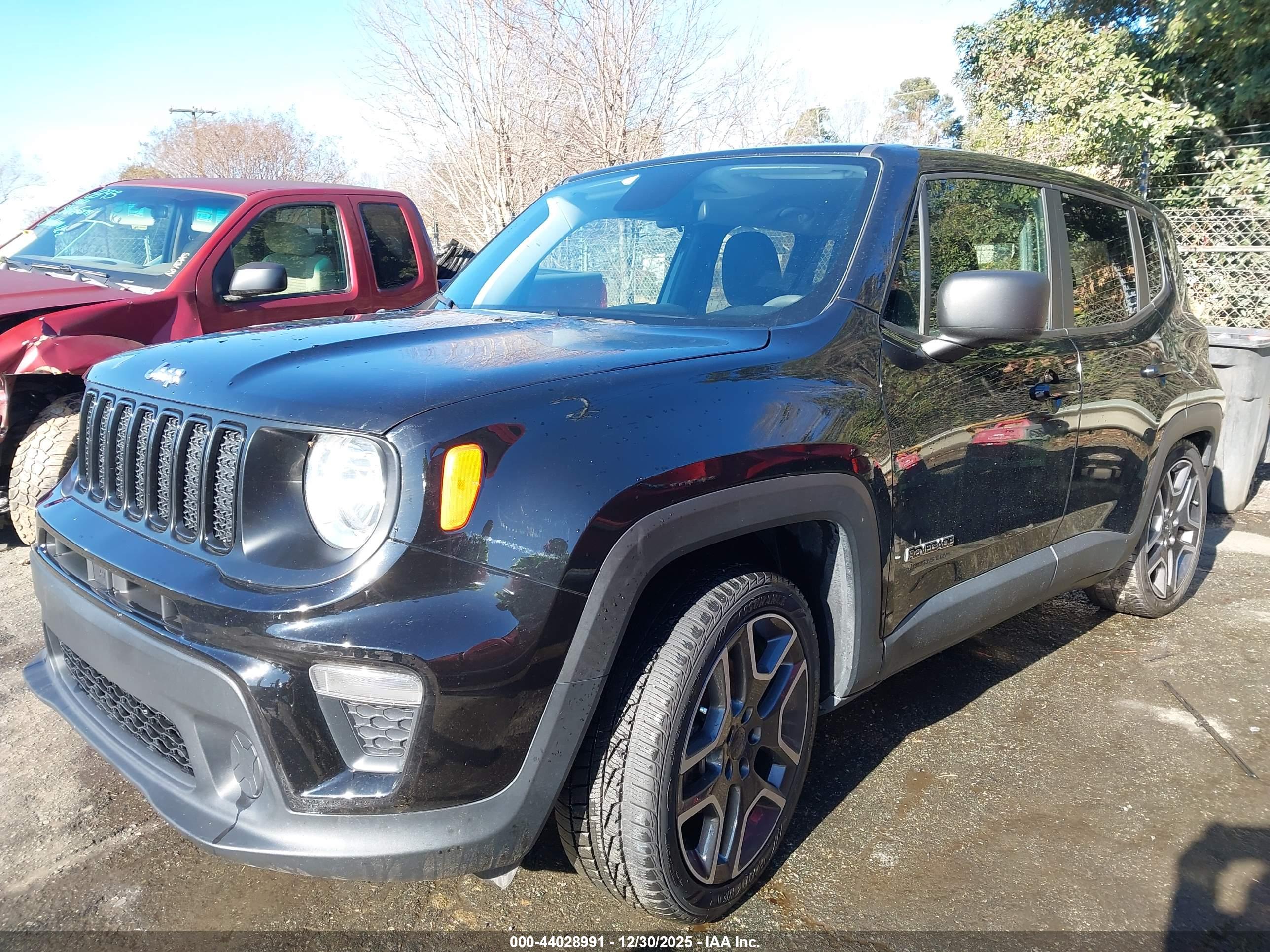 JEEP RENEGADE image 2