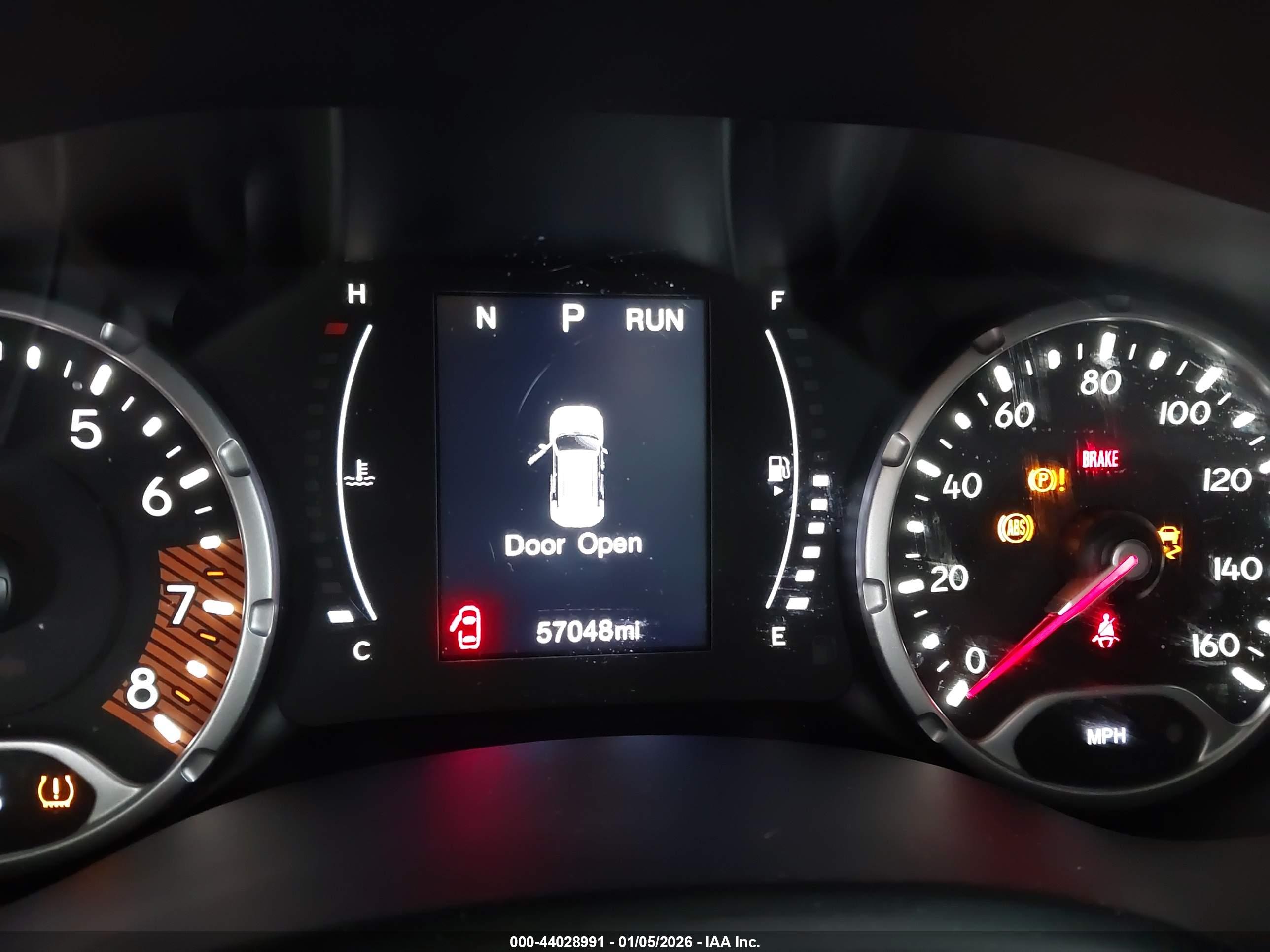 JEEP RENEGADE image 7