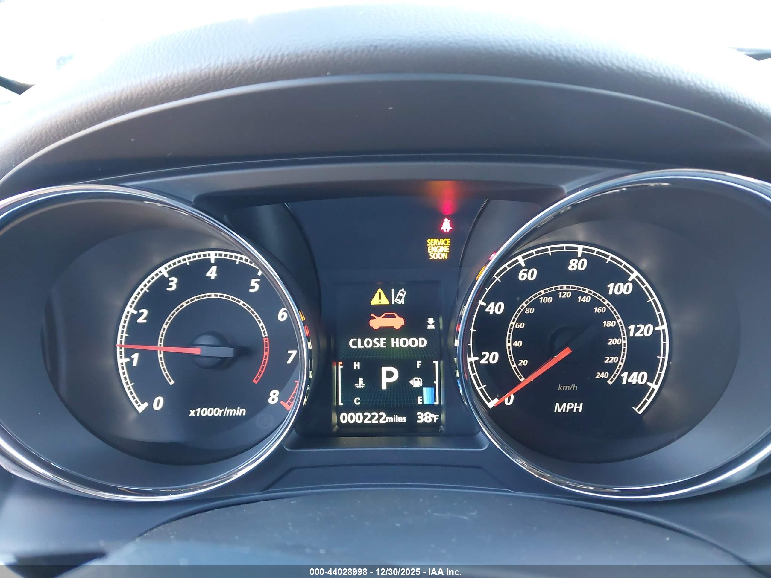 MITSUBISHI OUTLANDER image 7