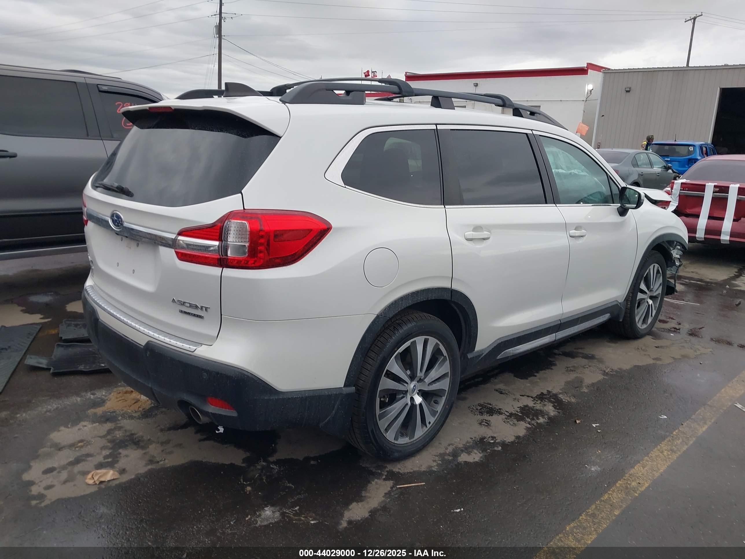 SUBARU ASCENT image 4