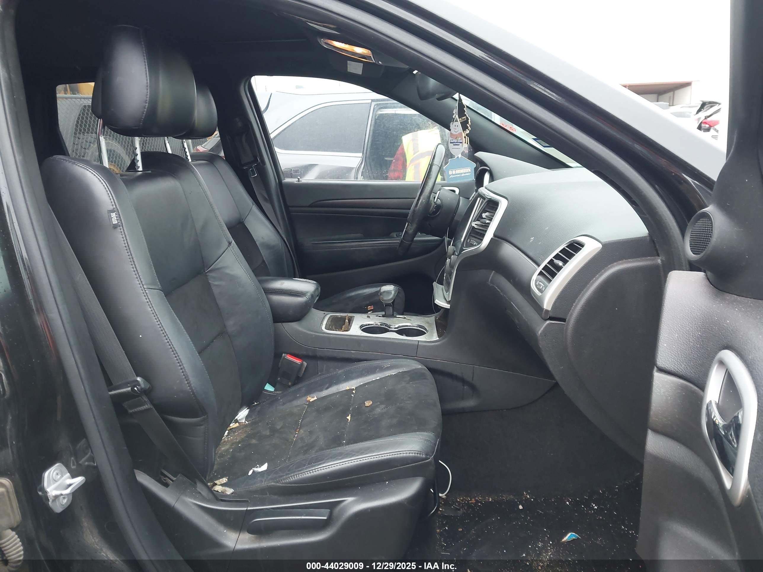 JEEP GRAND image 5