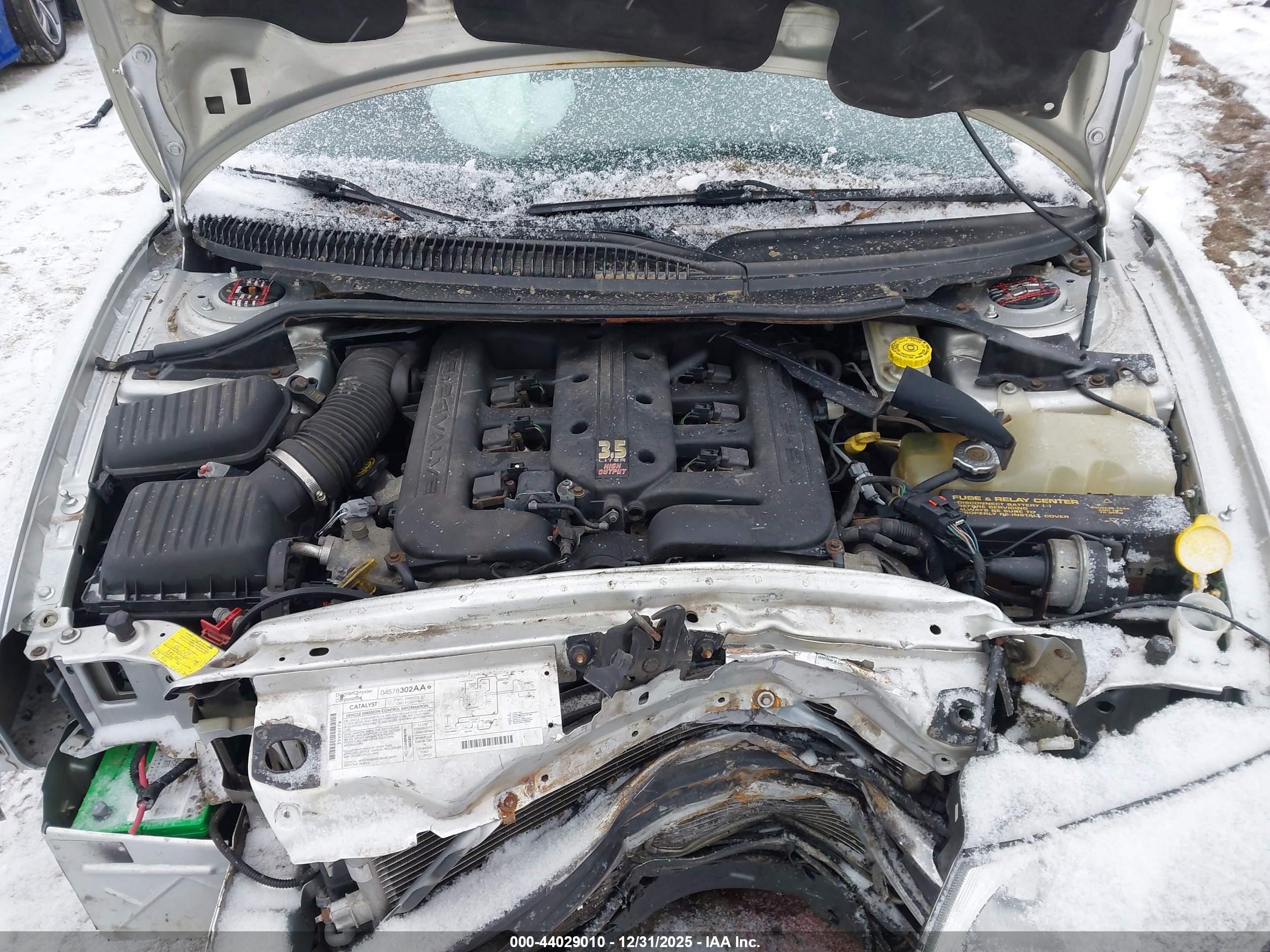 CHRYSLER 300M image 10