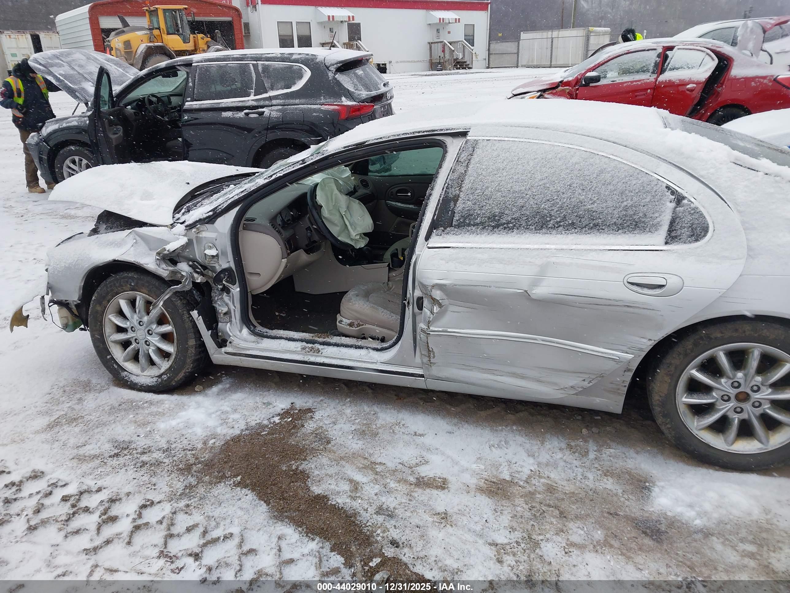 CHRYSLER 300M image 6