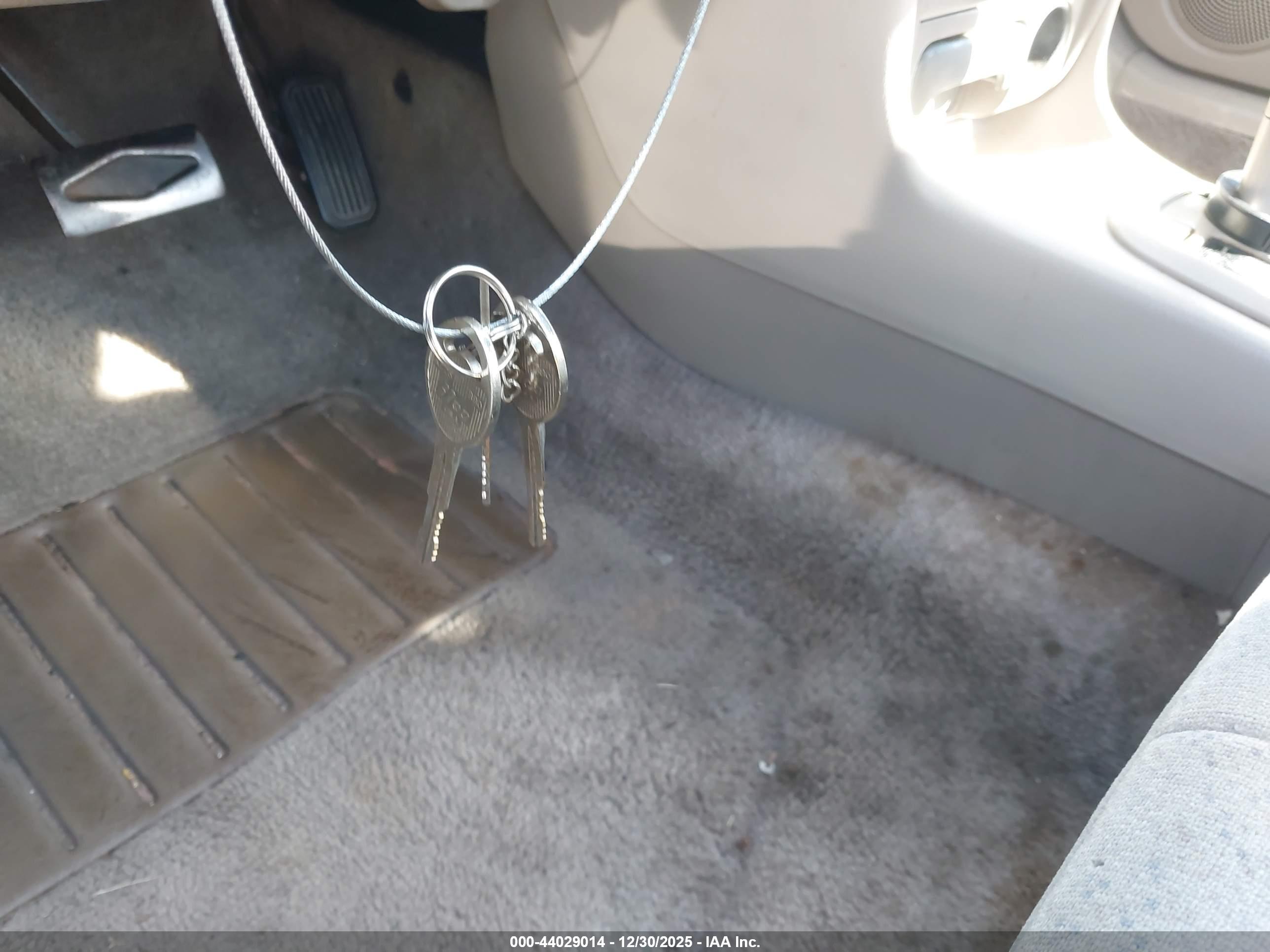 TOYOTA COROLLA image 11