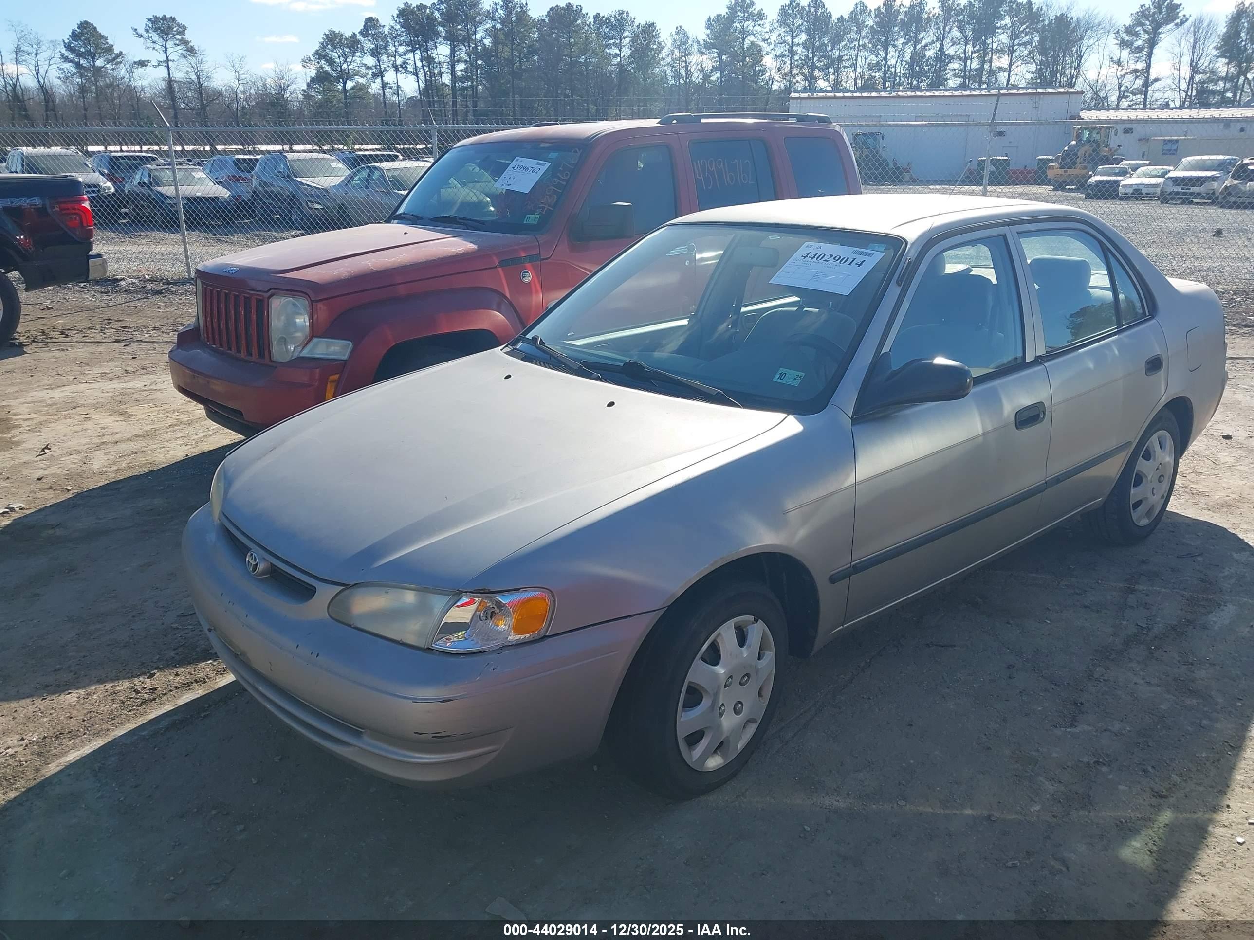 TOYOTA COROLLA image 2