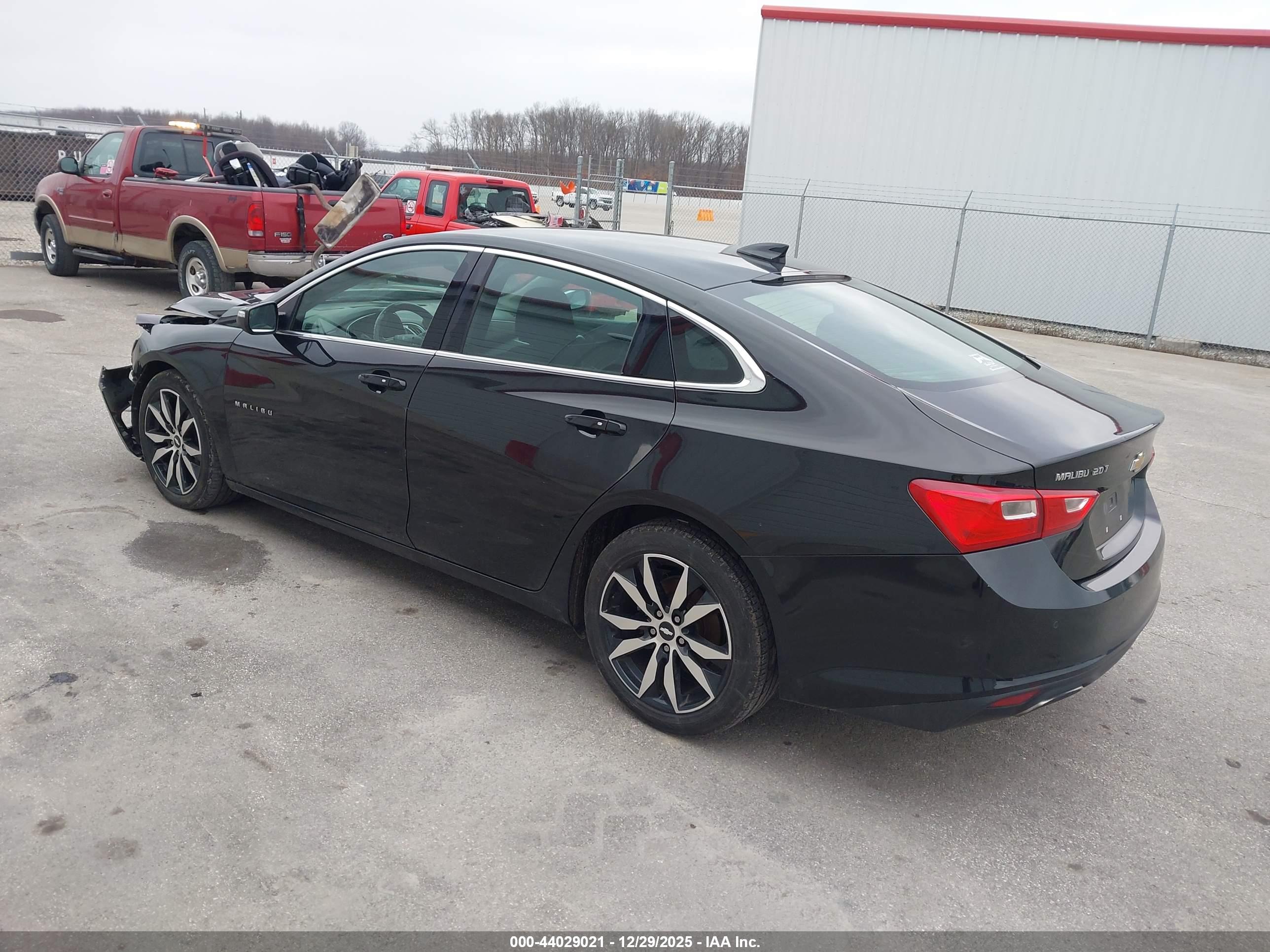 CHEVROLET MALIBU image 3
