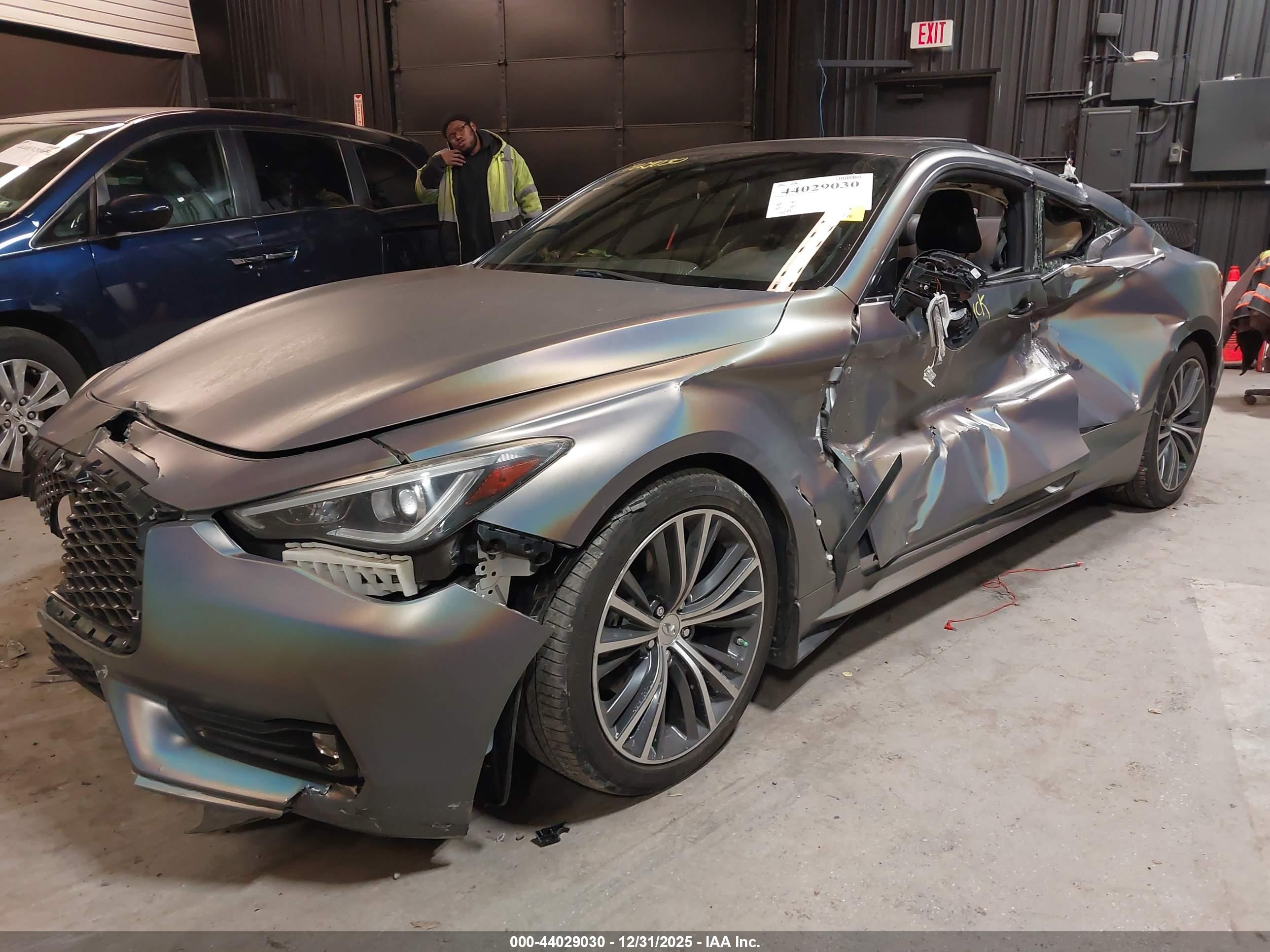 INFINITI Q60 image 2