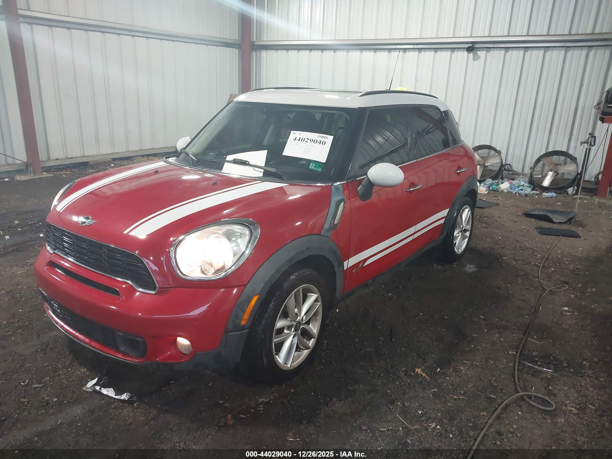 MINI COUNTRYMAN image 2
