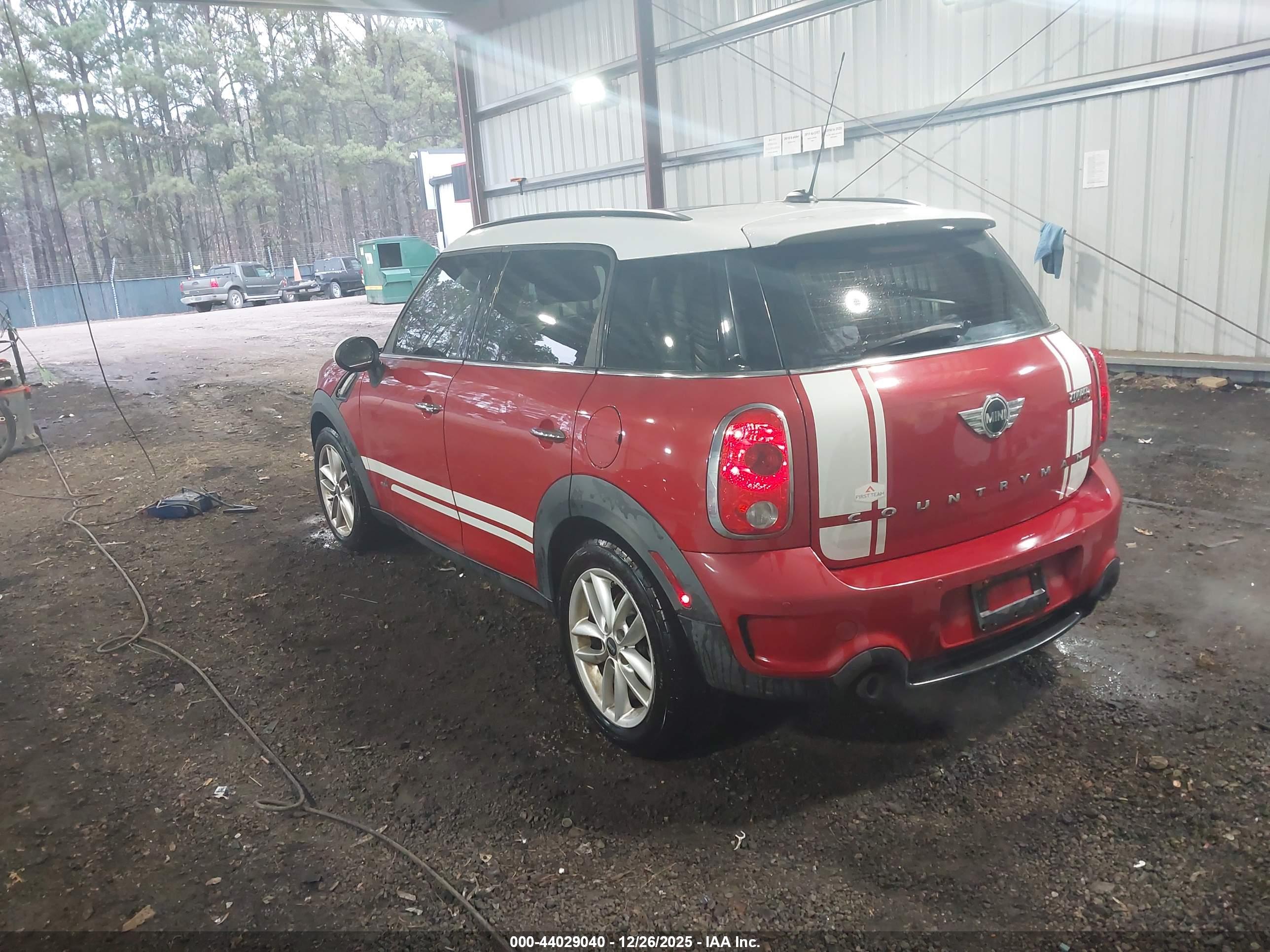 MINI COUNTRYMAN image 3