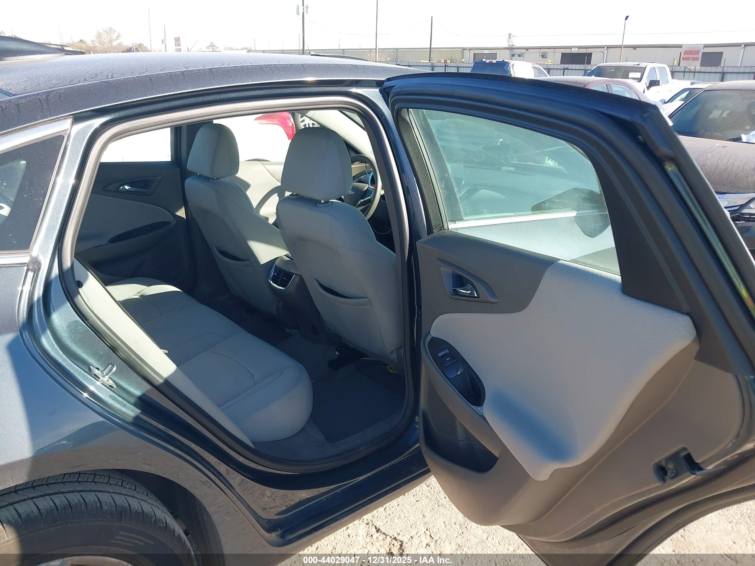 CHEVROLET MALIBU image 8