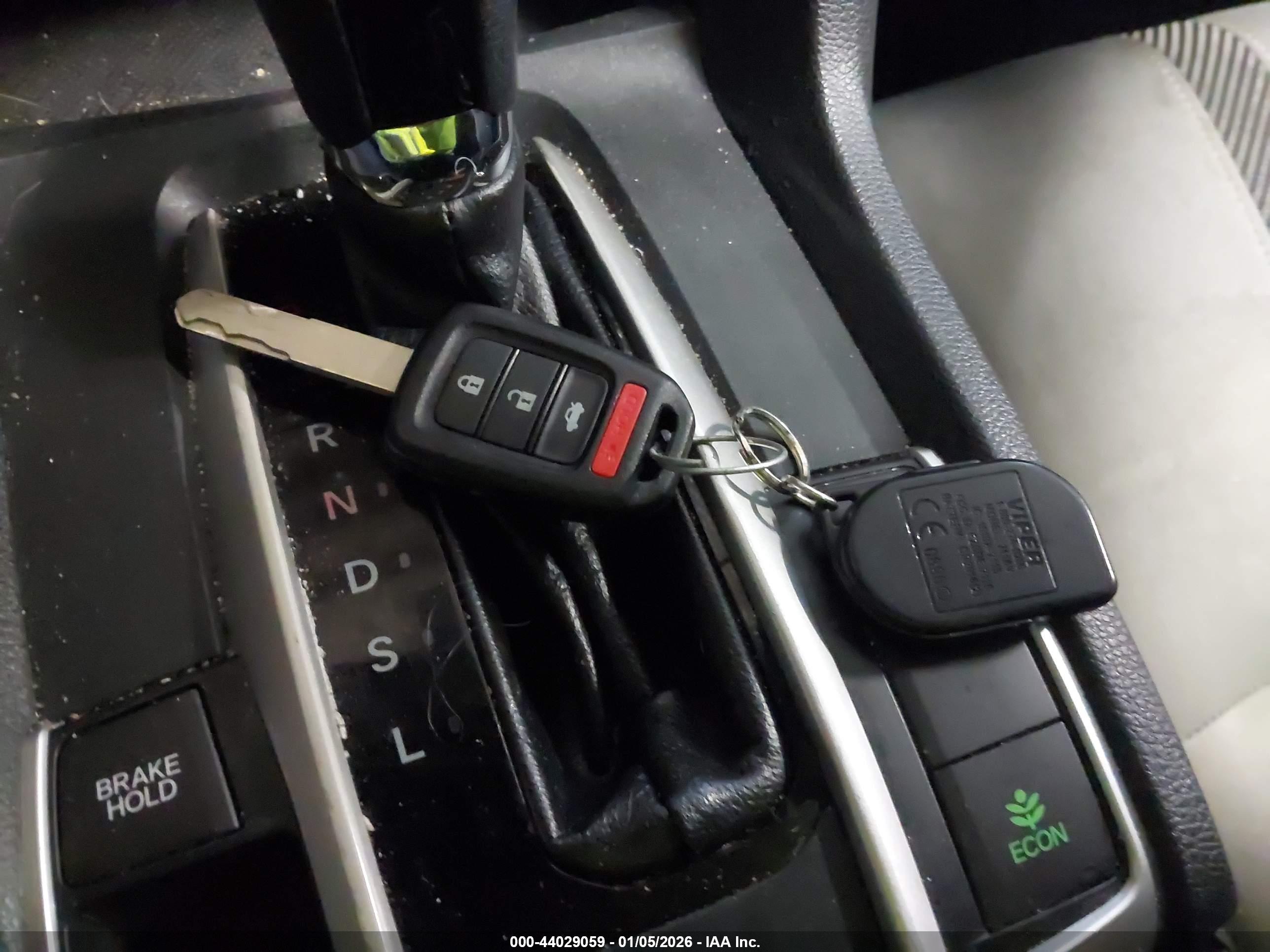 HONDA CIVIC image 11