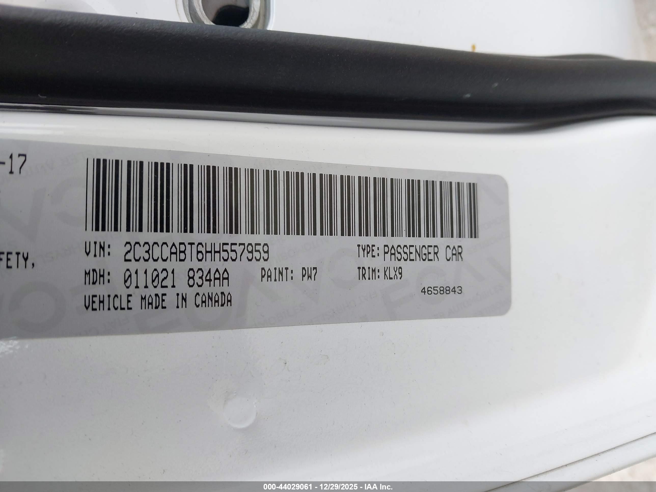 CHRYSLER 300 image 9