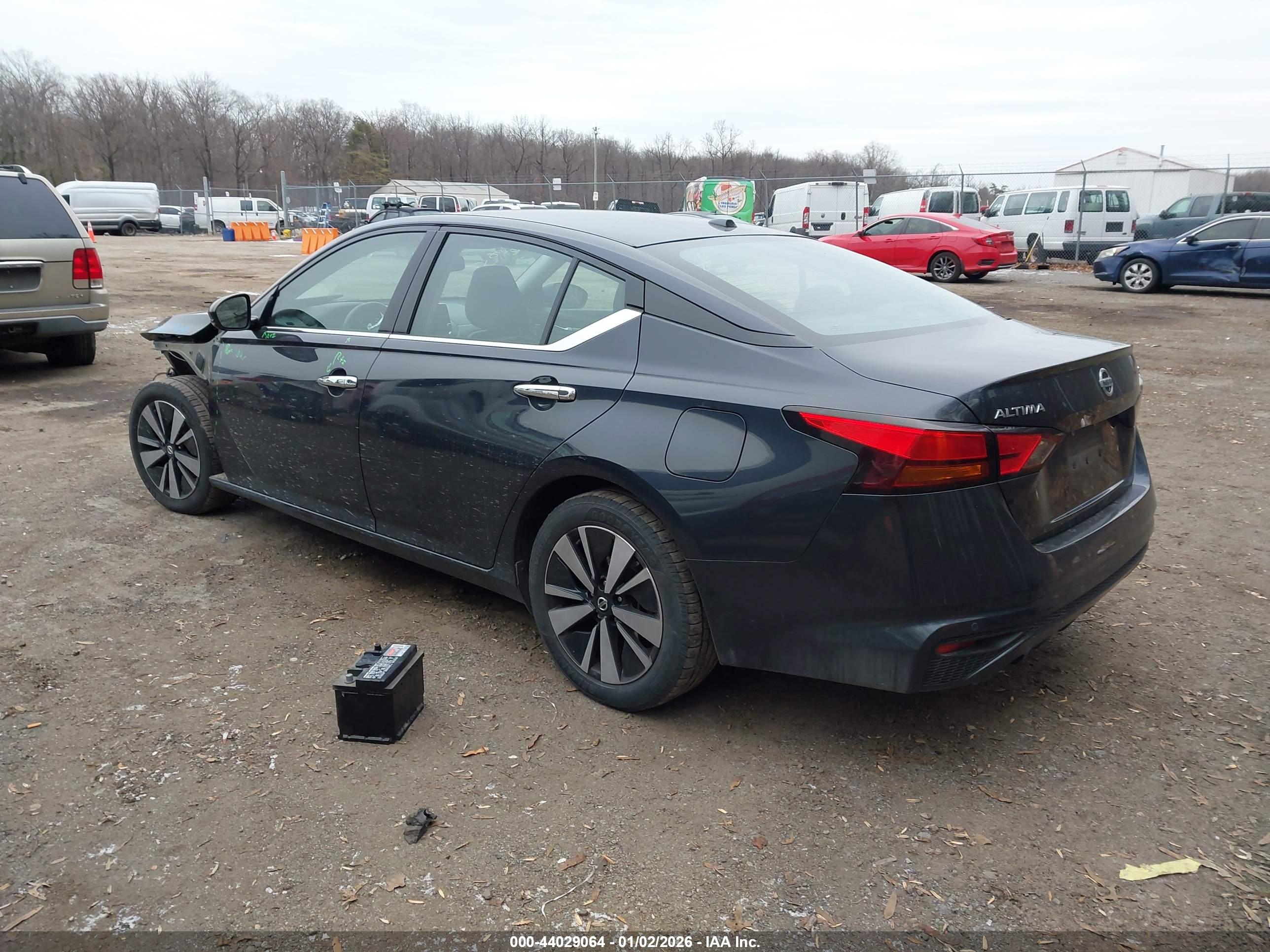 NISSAN ALTIMA image 3