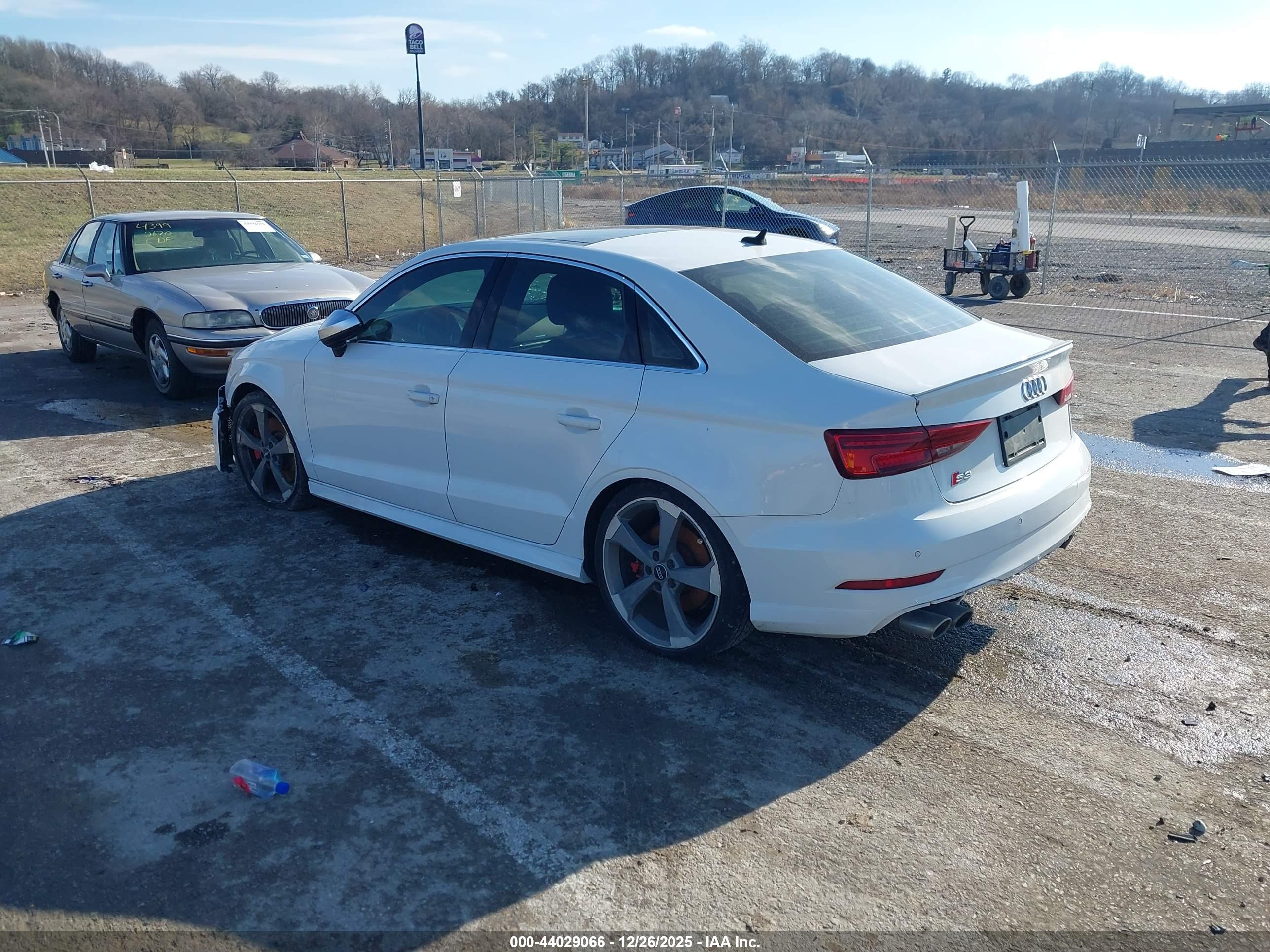 AUDI S3 image 3