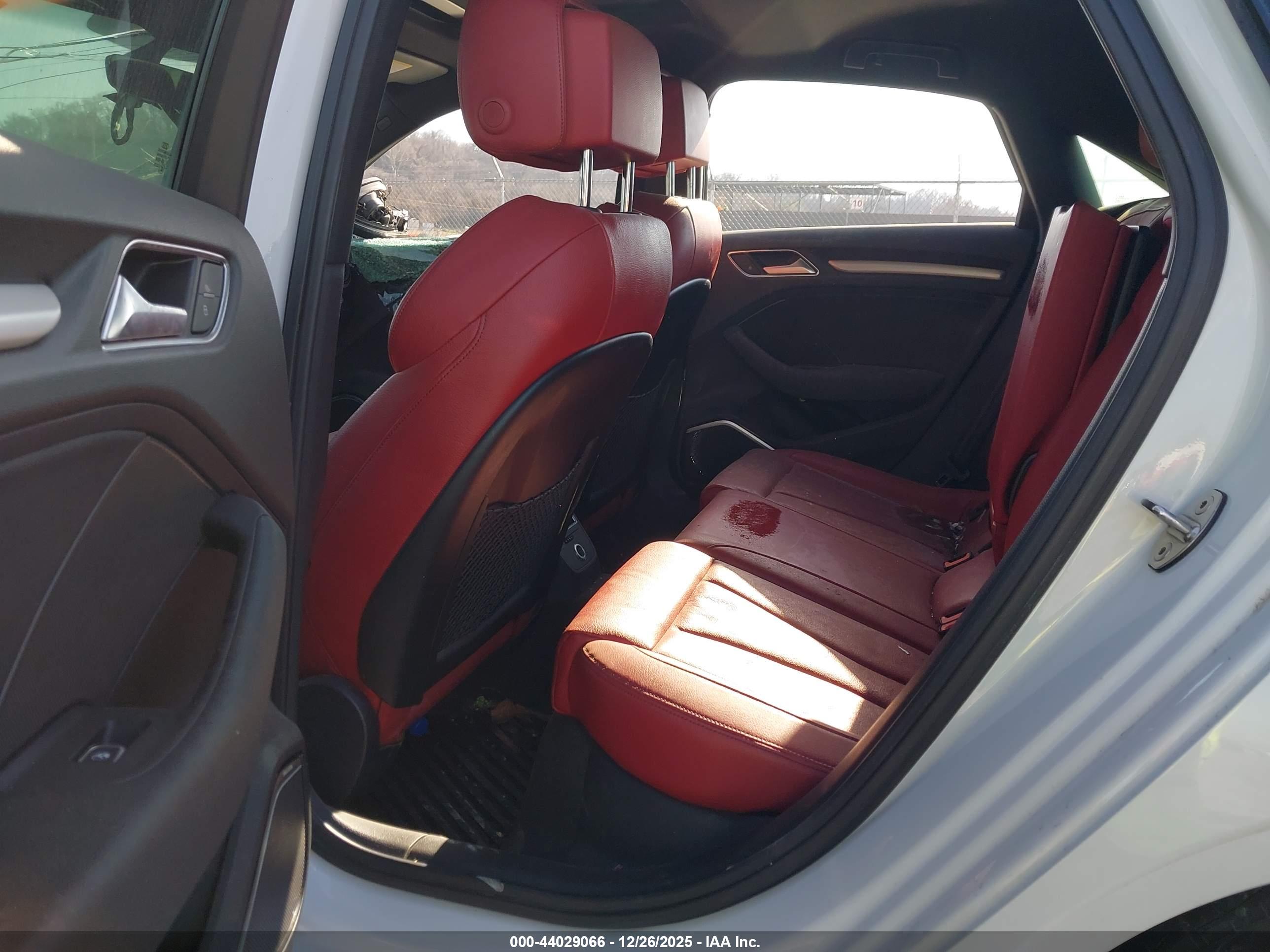 AUDI S3 image 8
