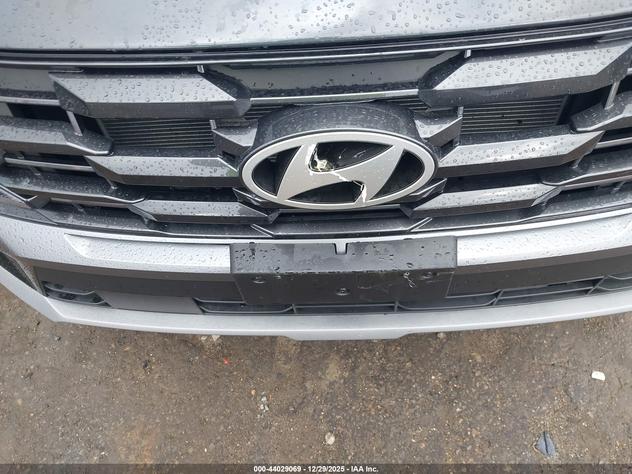 HYUNDAI TUCSON image 6