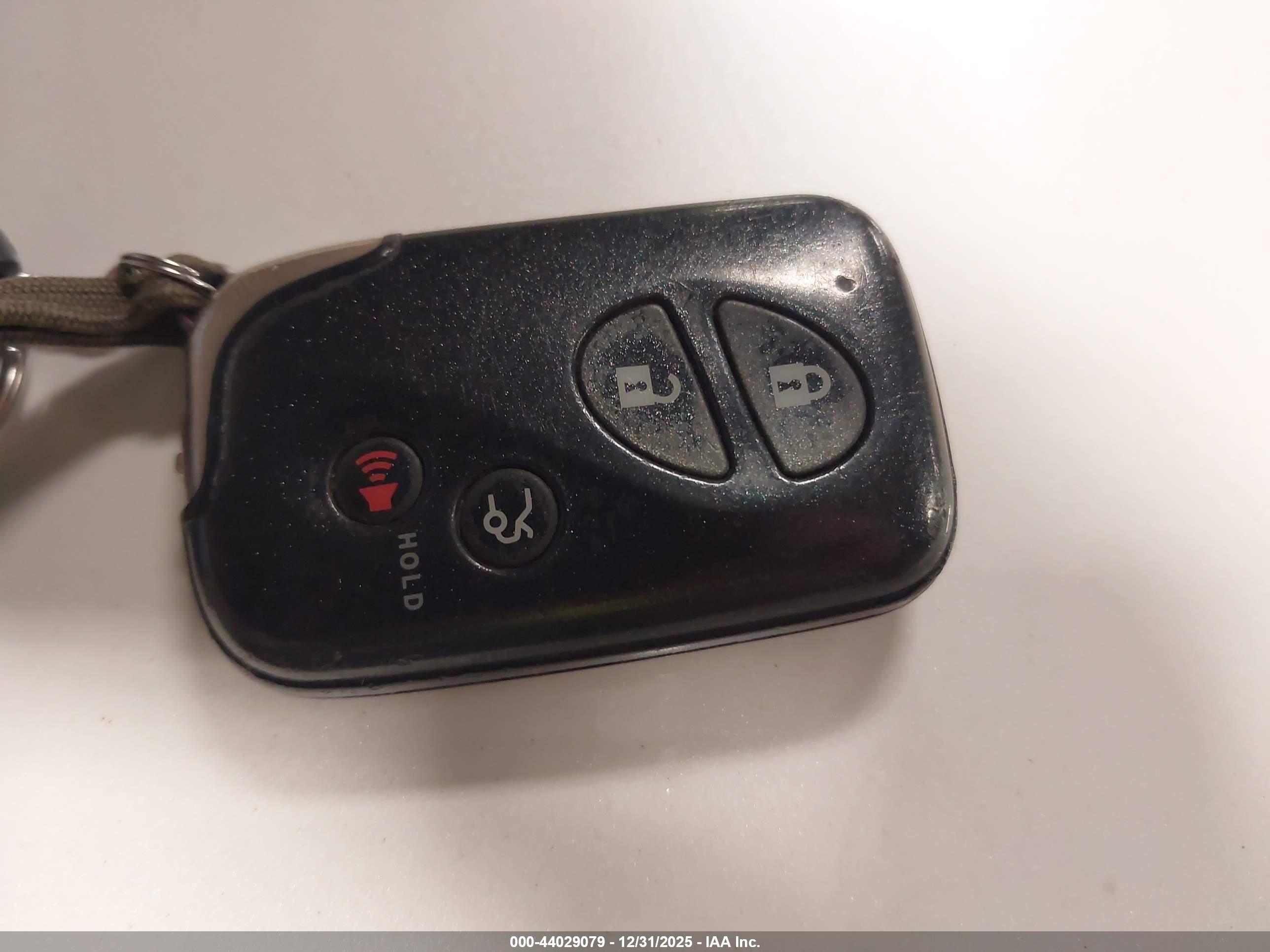 LEXUS ES image 11