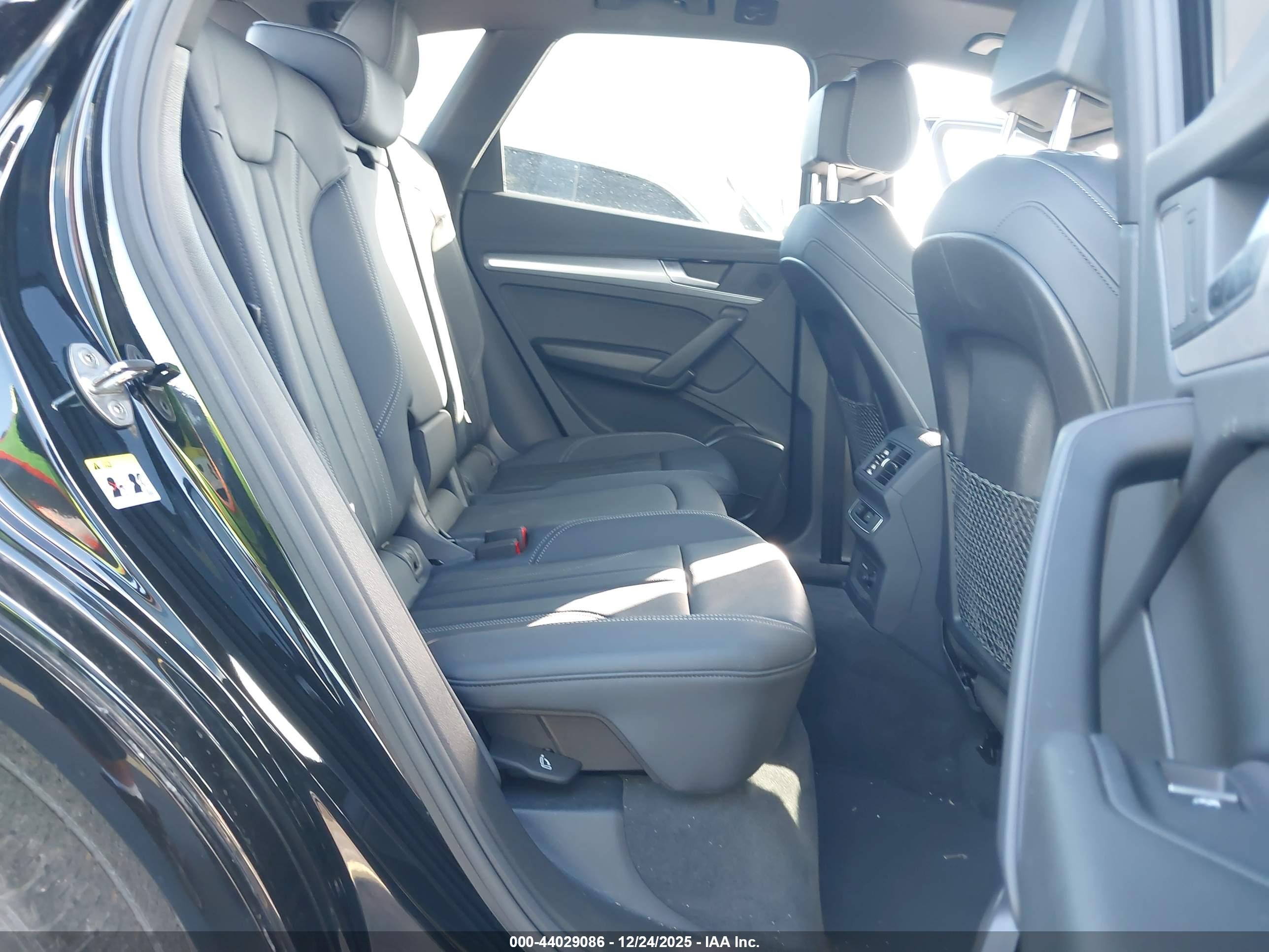 AUDI Q5 image 8