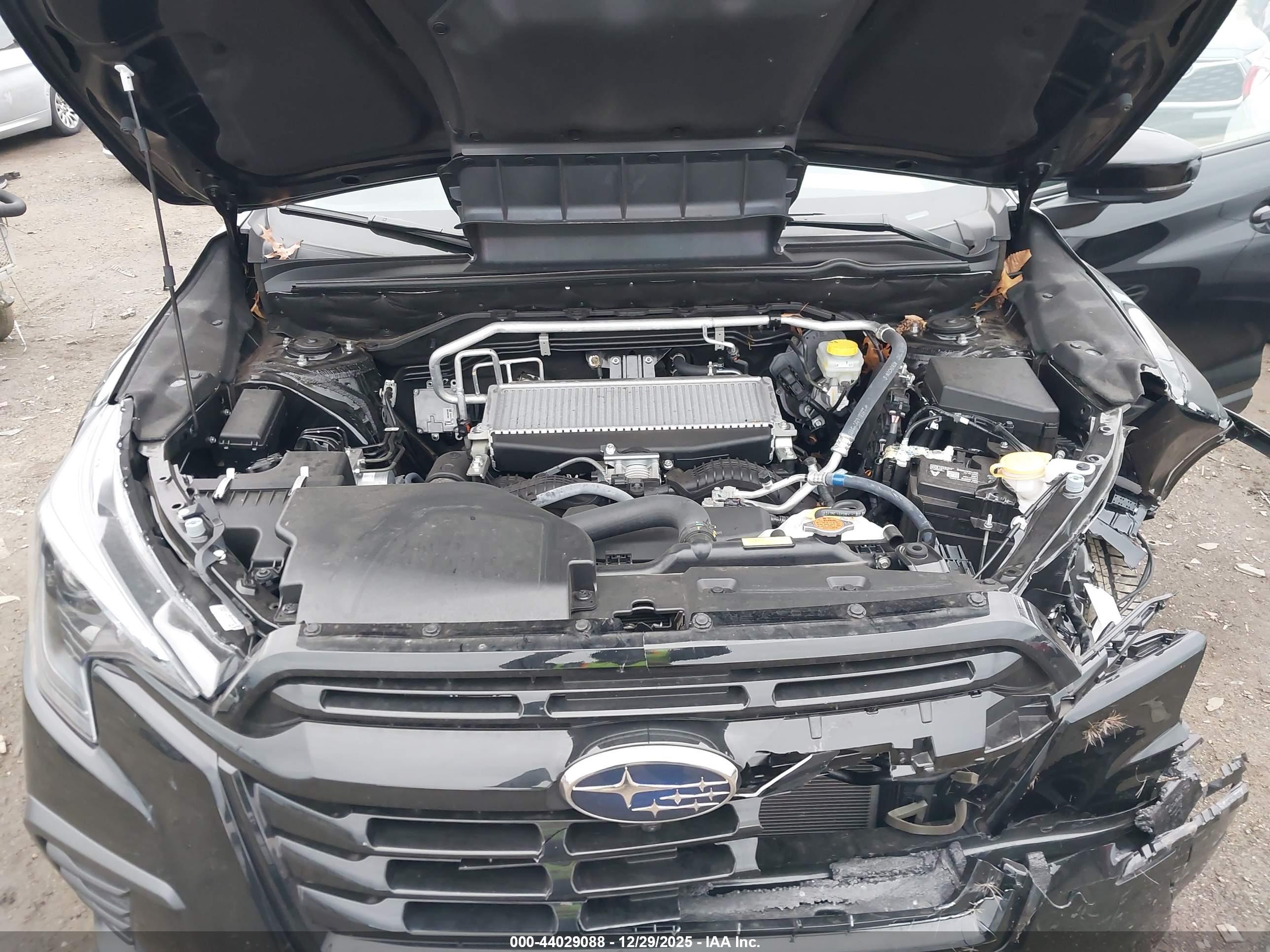 SUBARU ASCENT image 10