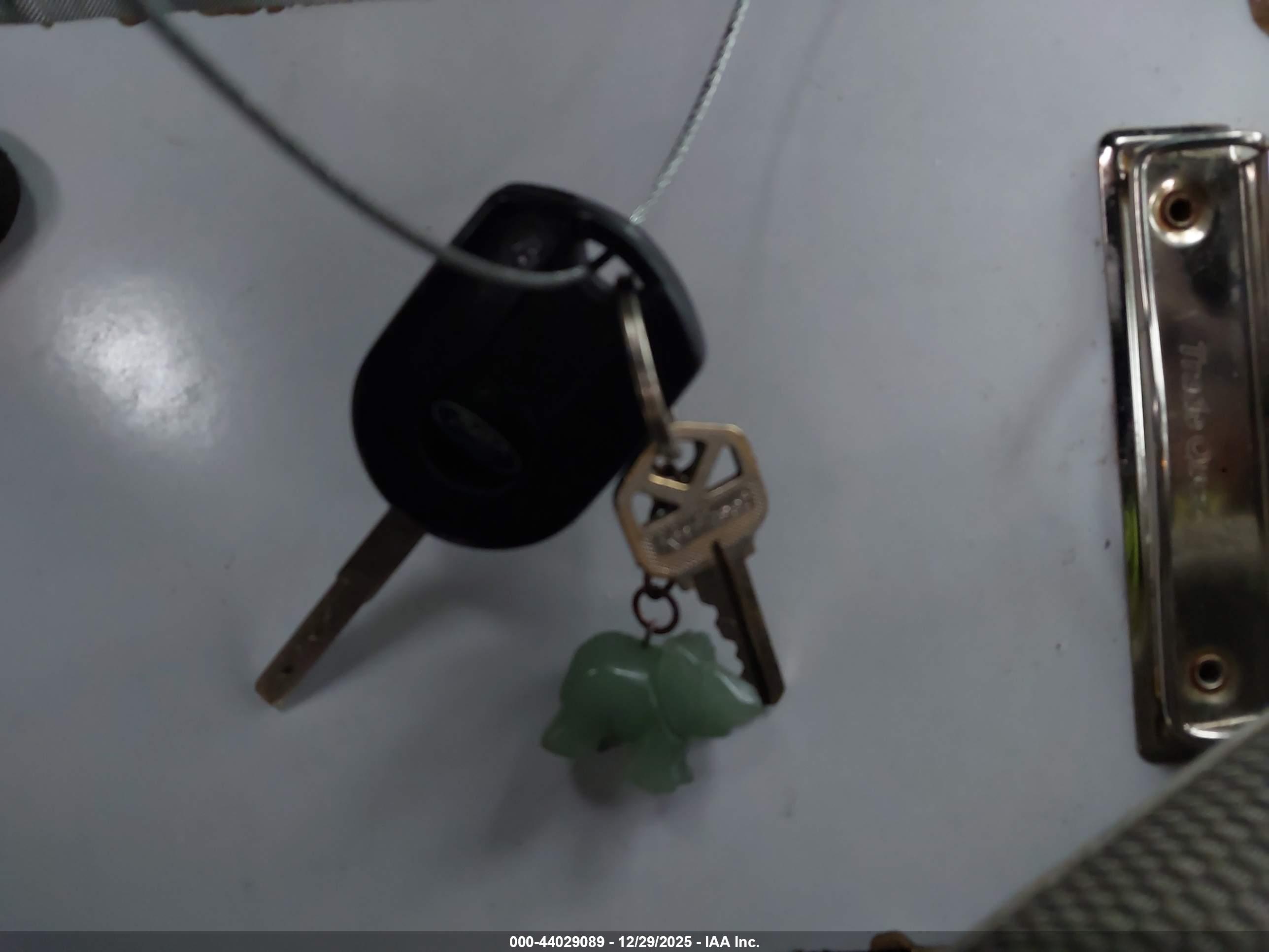 FORD FOCUS image 11