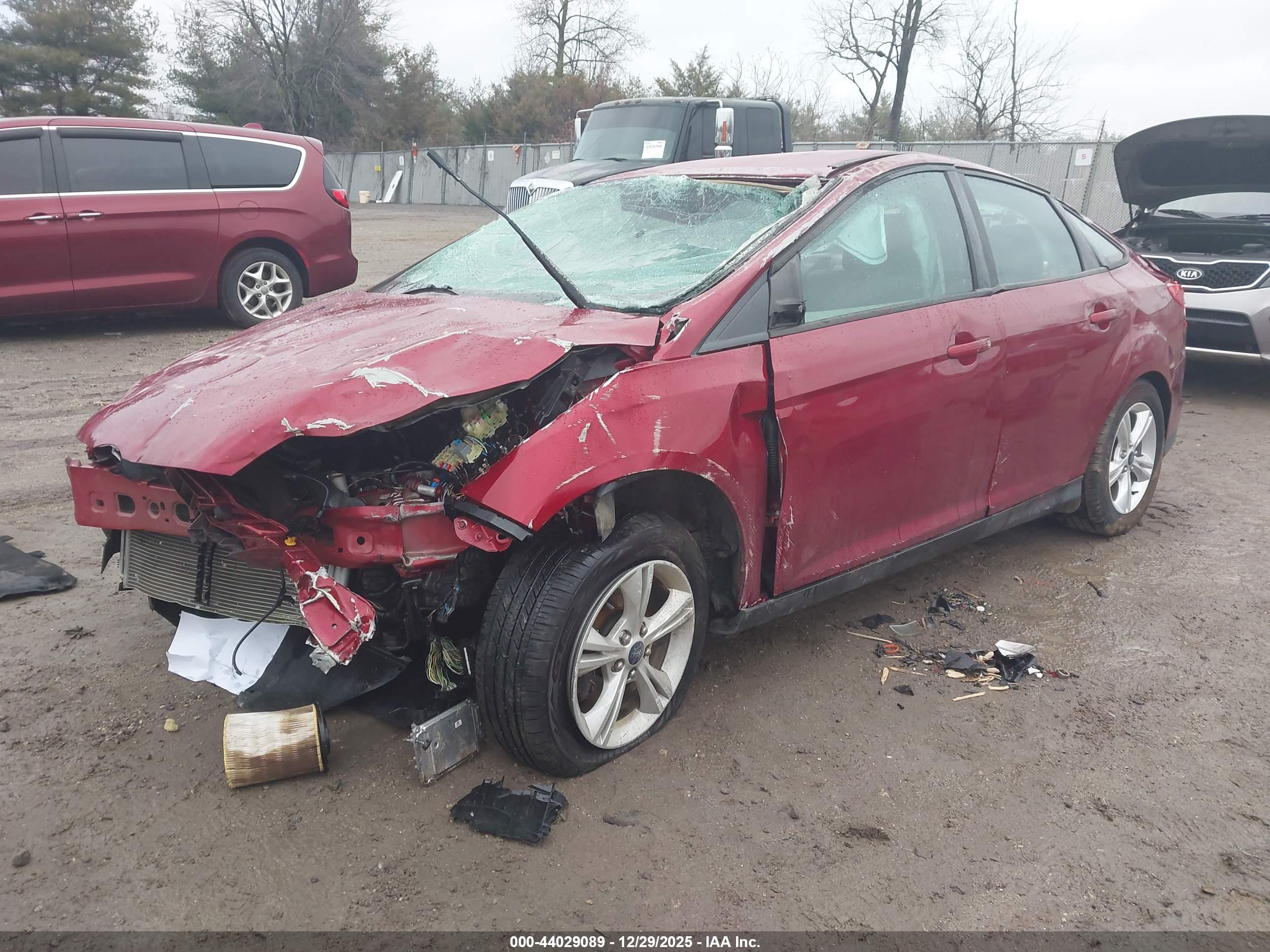 FORD FOCUS image 2