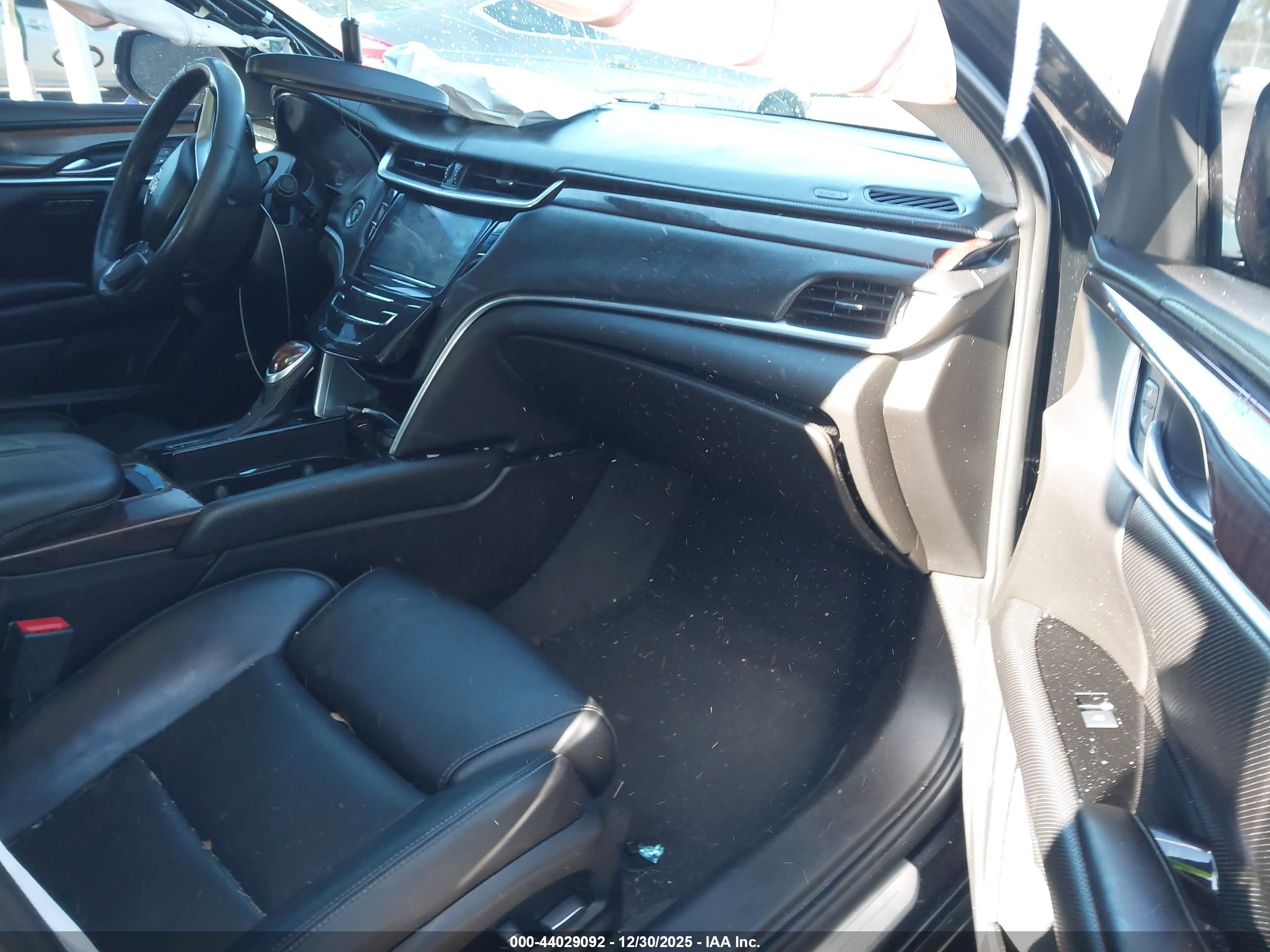 CADILLAC XTS image 5