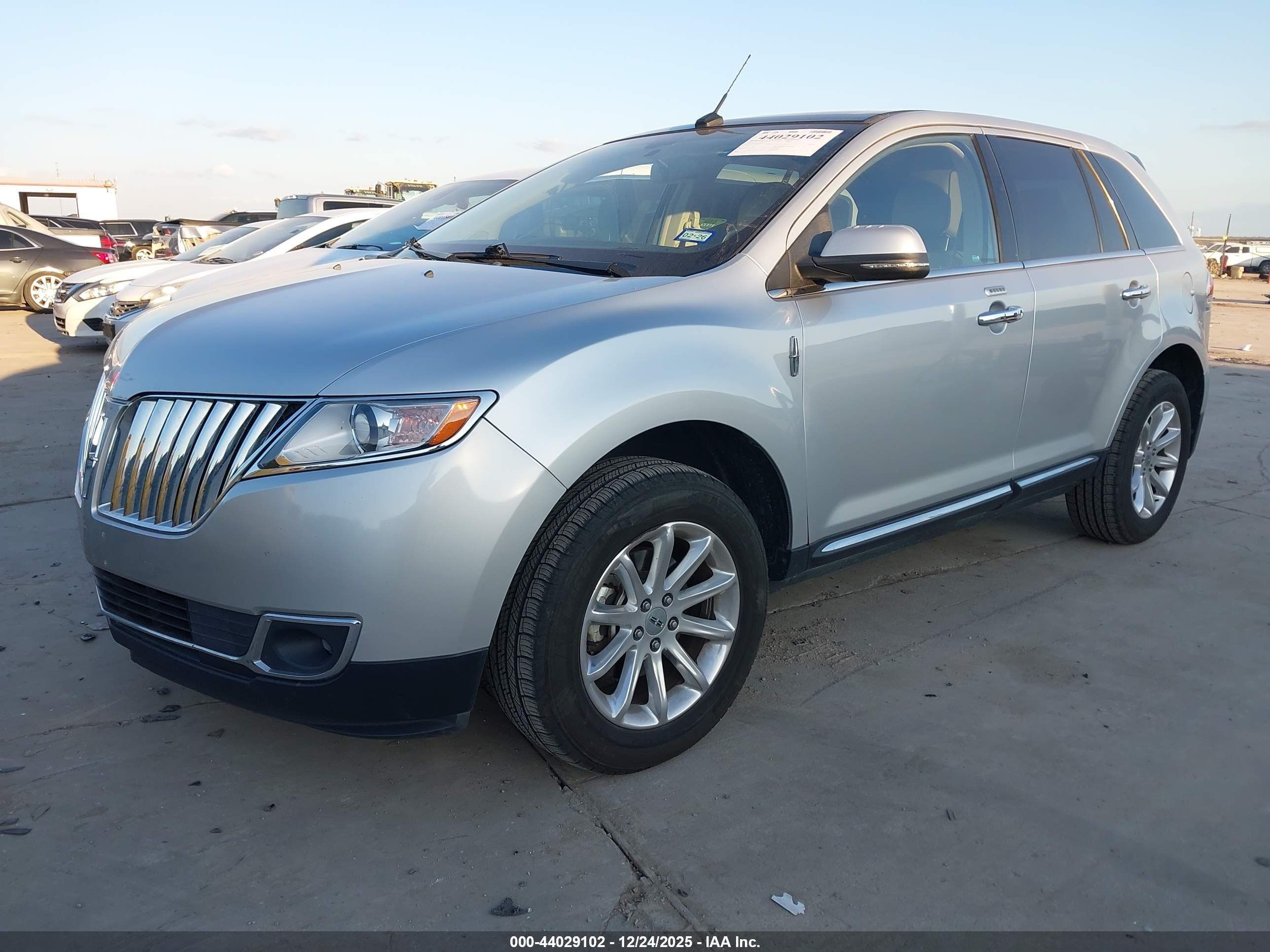 LINCOLN MKX image 2