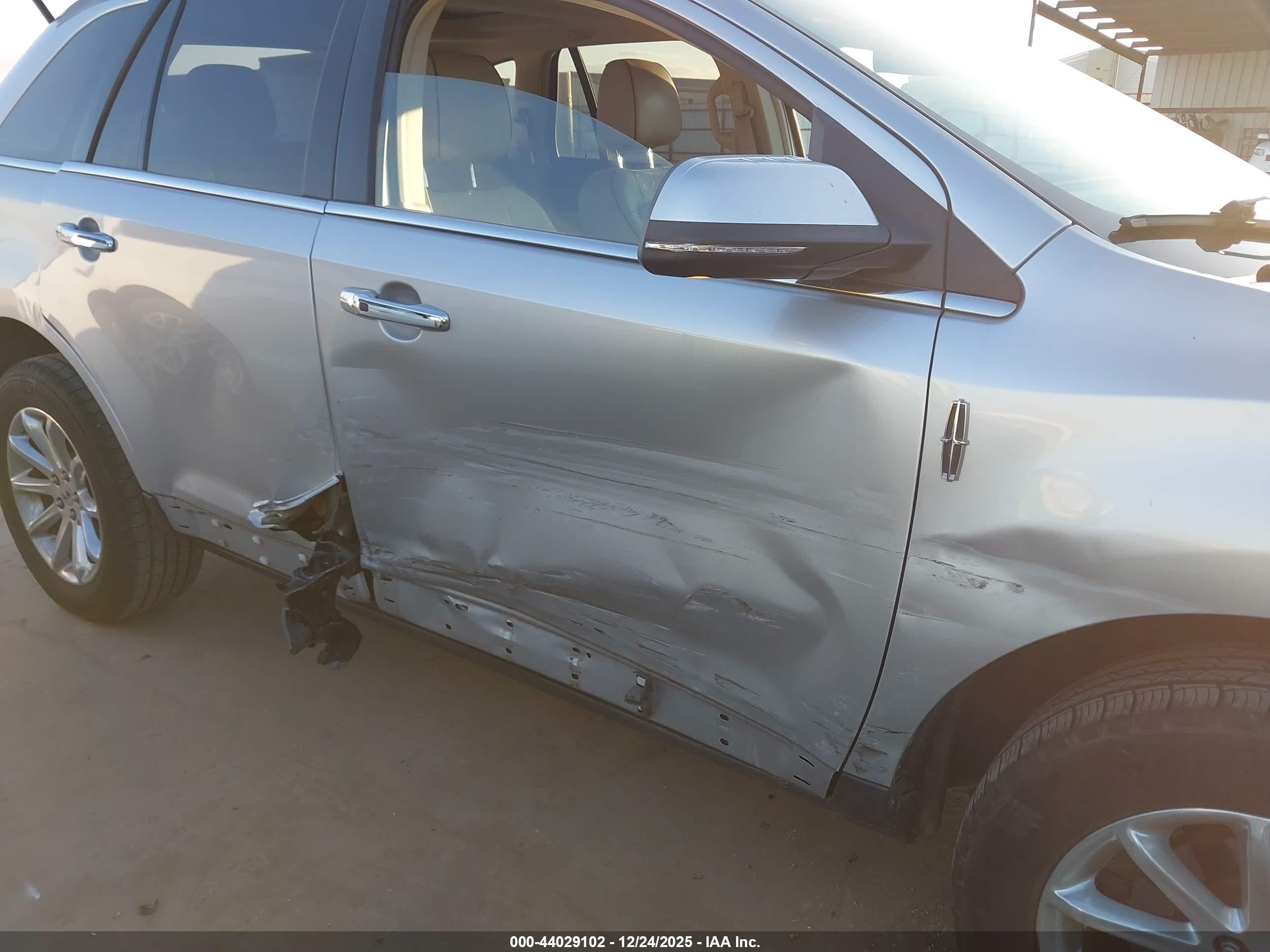 LINCOLN MKX image 6