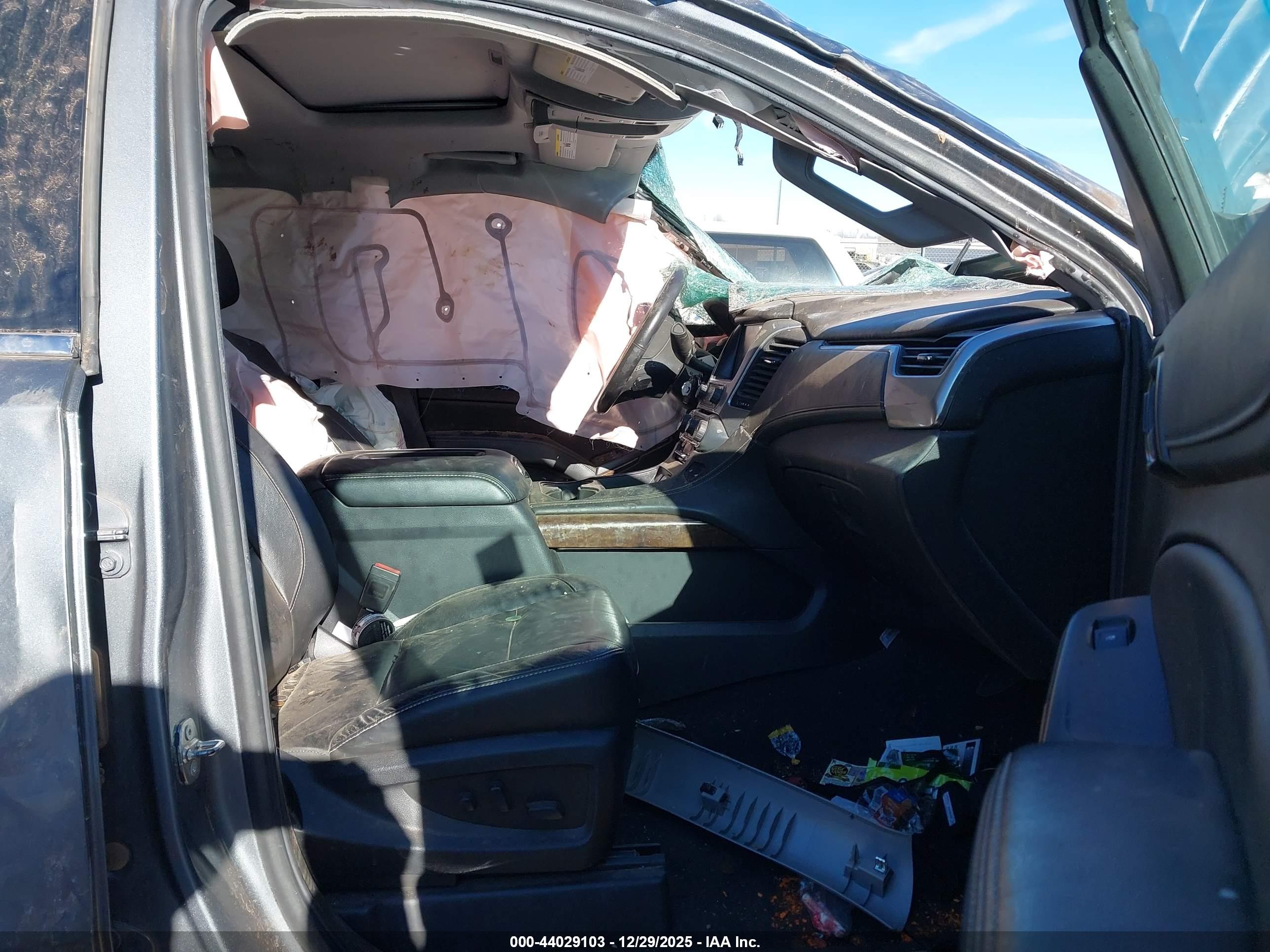 CHEVROLET TAHOE image 5