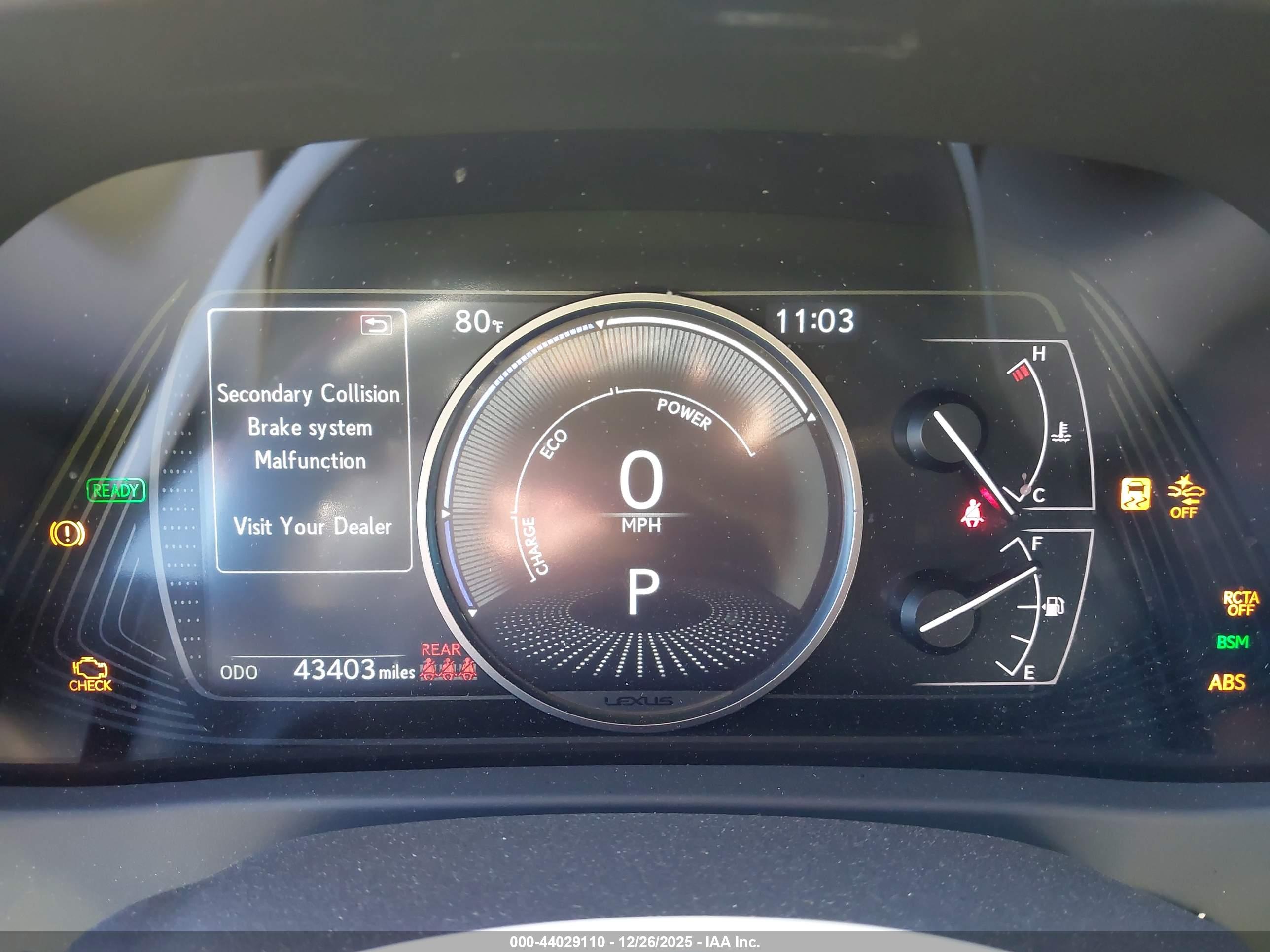 LEXUS UX image 7