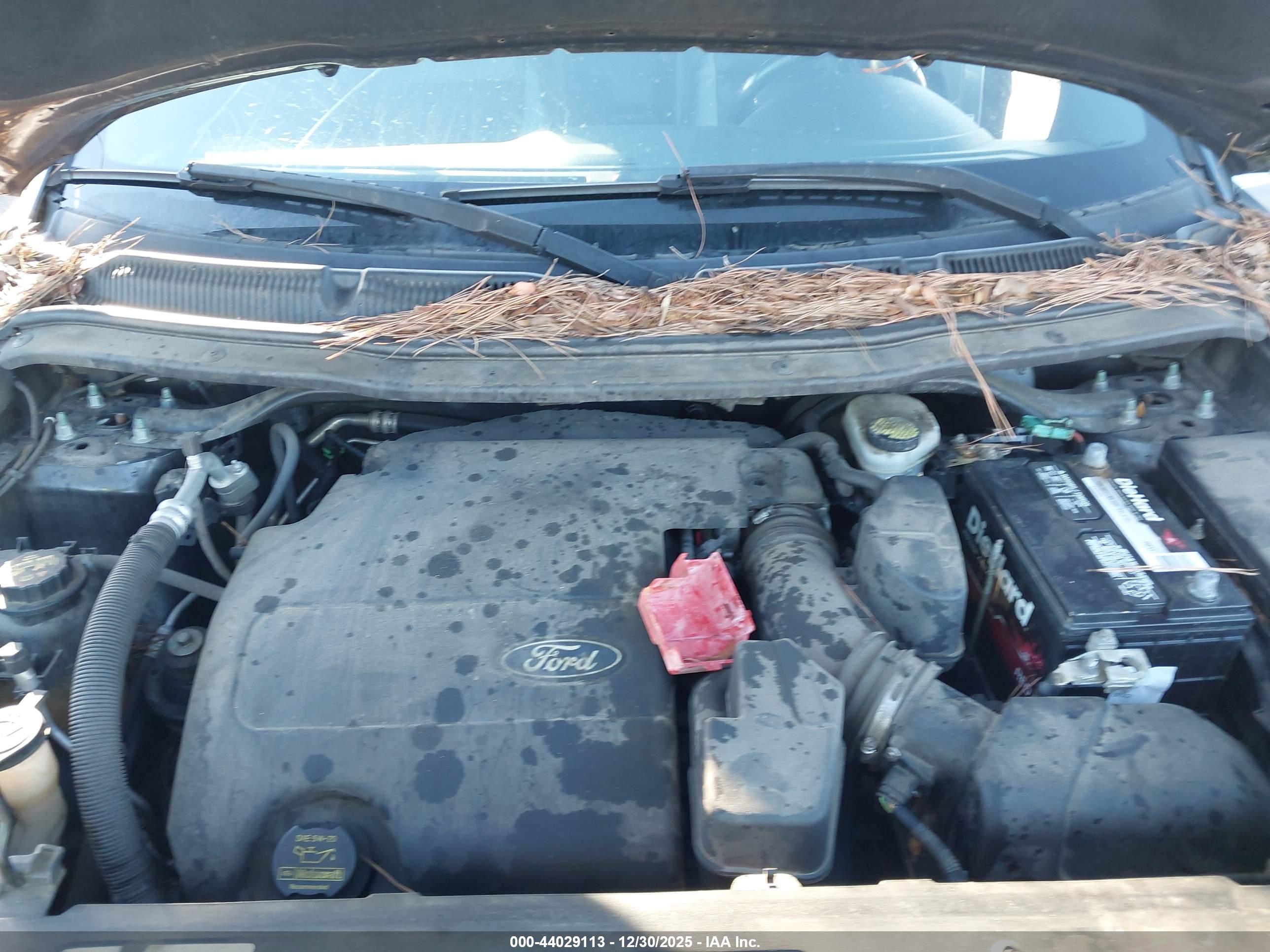 FORD EXPLORER image 10