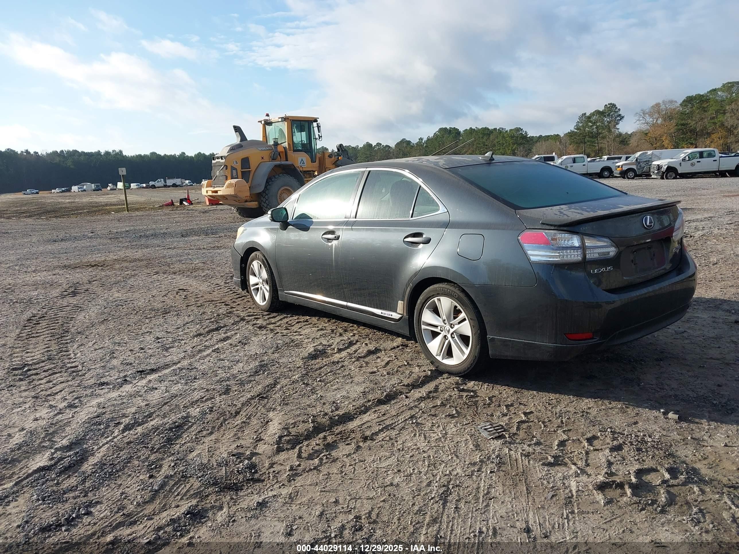 LEXUS HS image 3