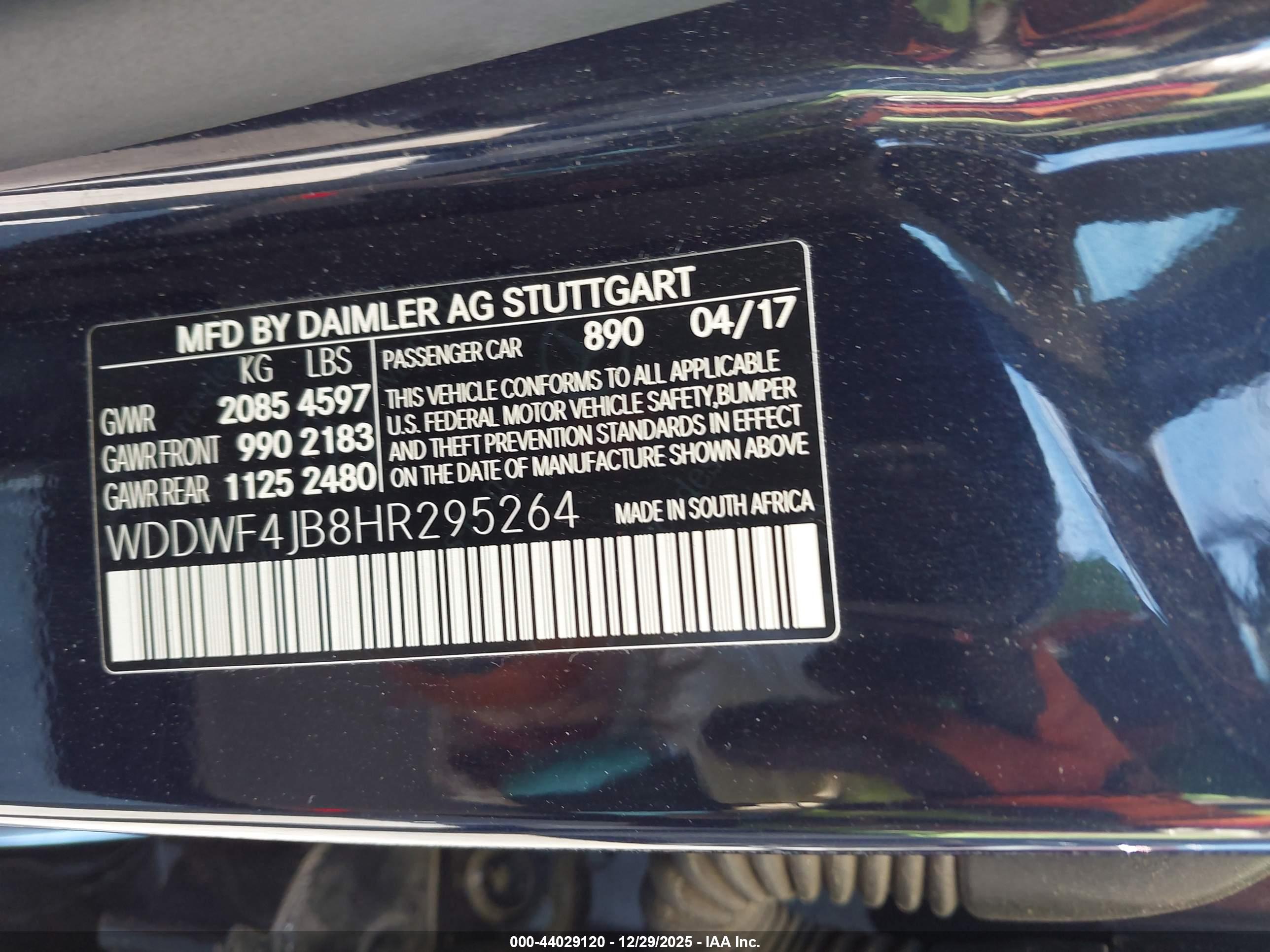 MERCEDES-BENZ C image 9