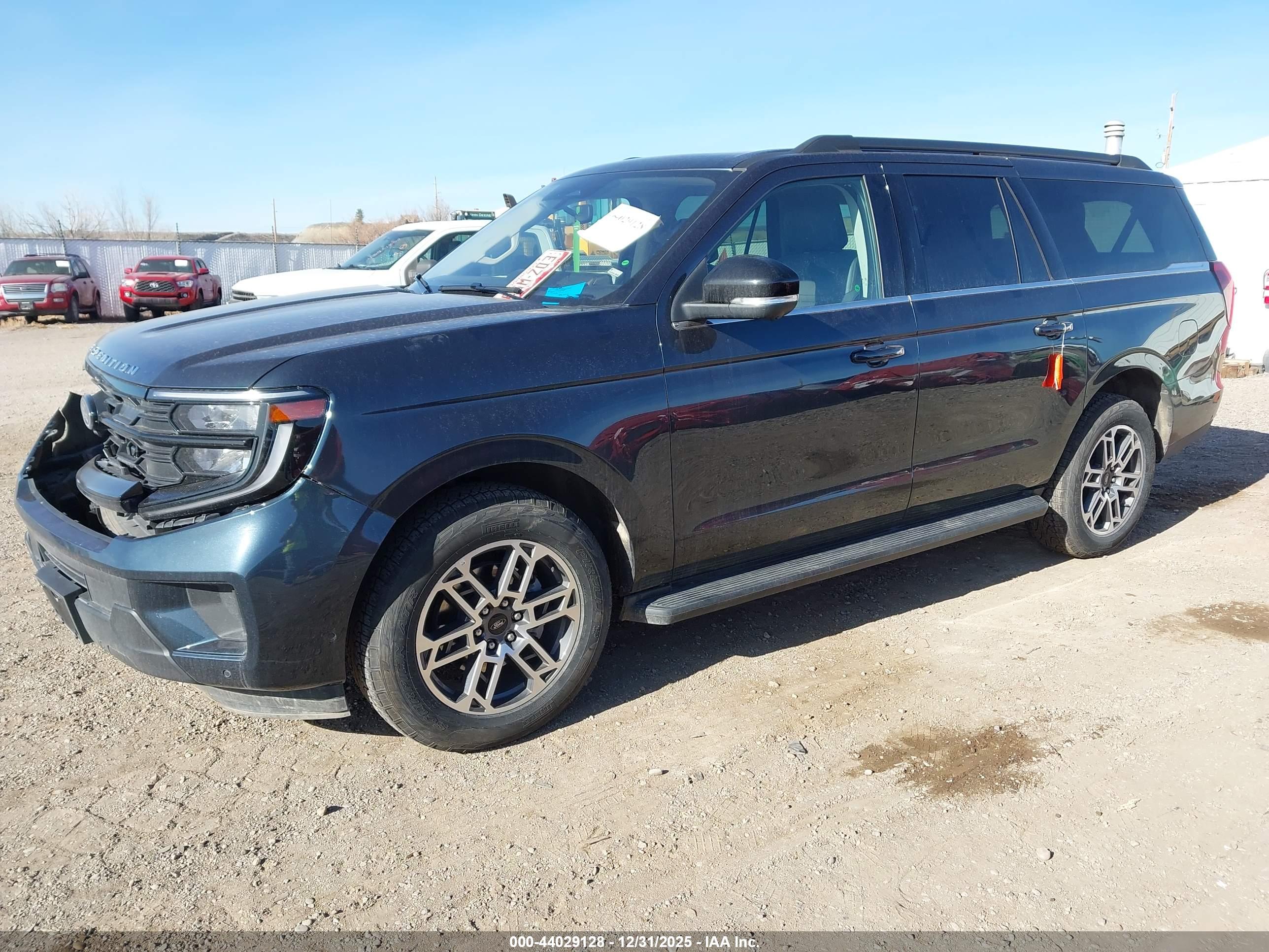 FORD EXPEDITION image 2