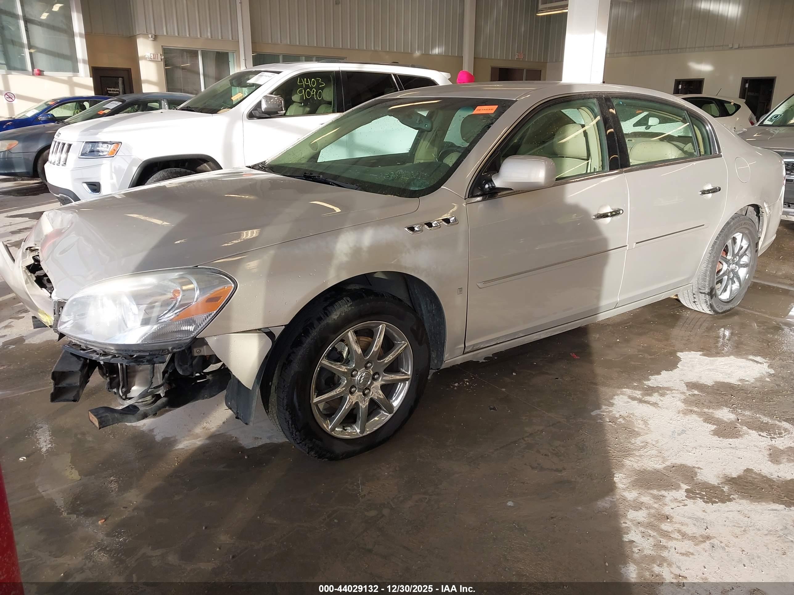 BUICK LUCERNE image 2