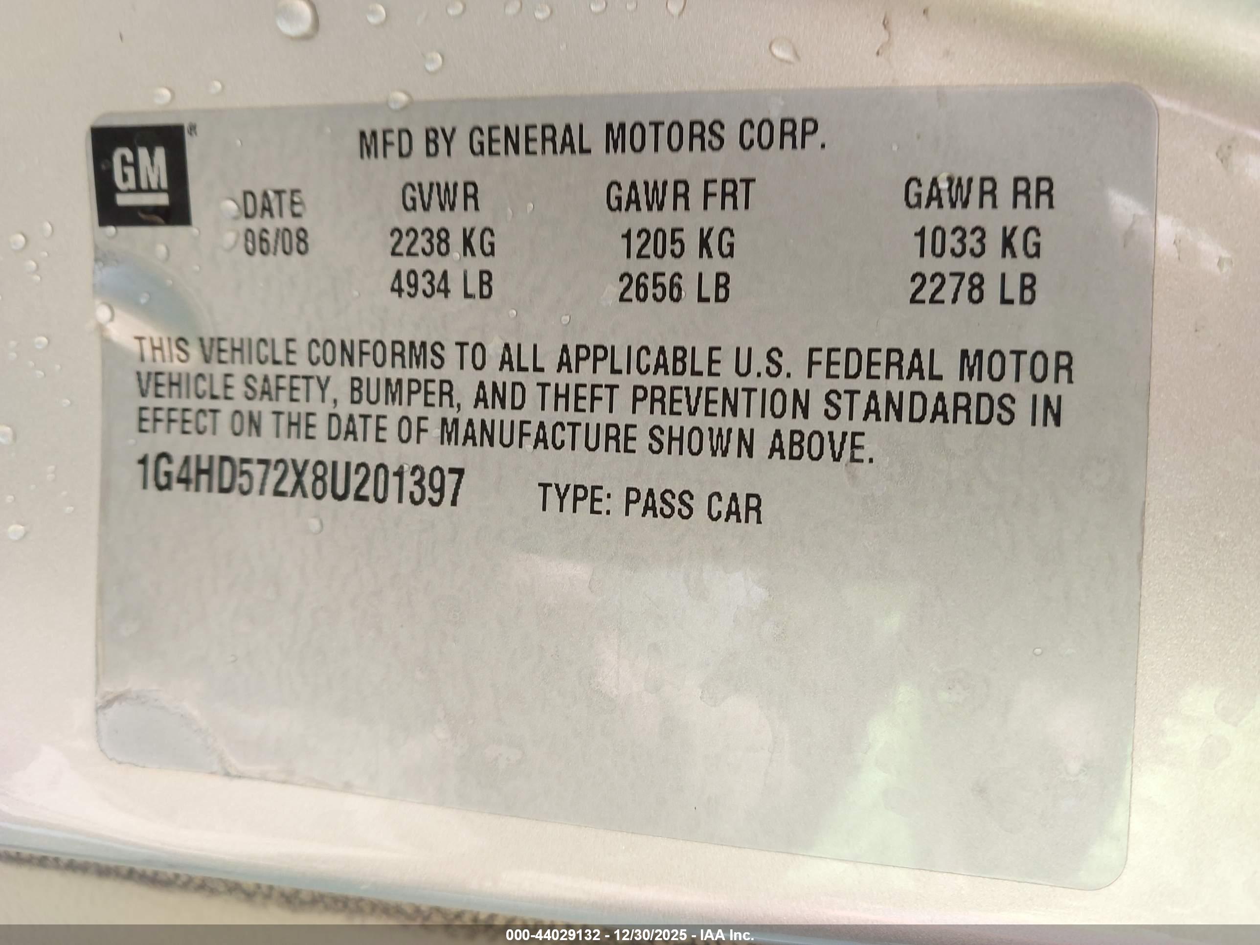 BUICK LUCERNE image 9