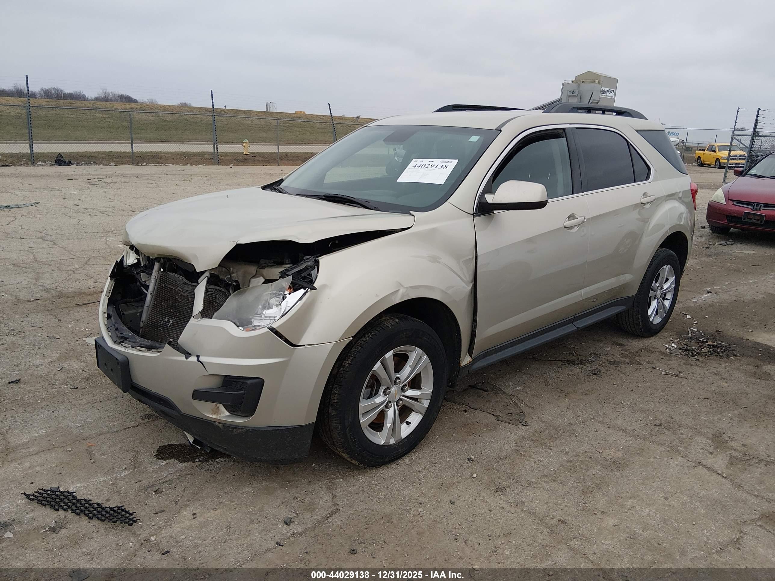 CHEVROLET EQUINOX image 2