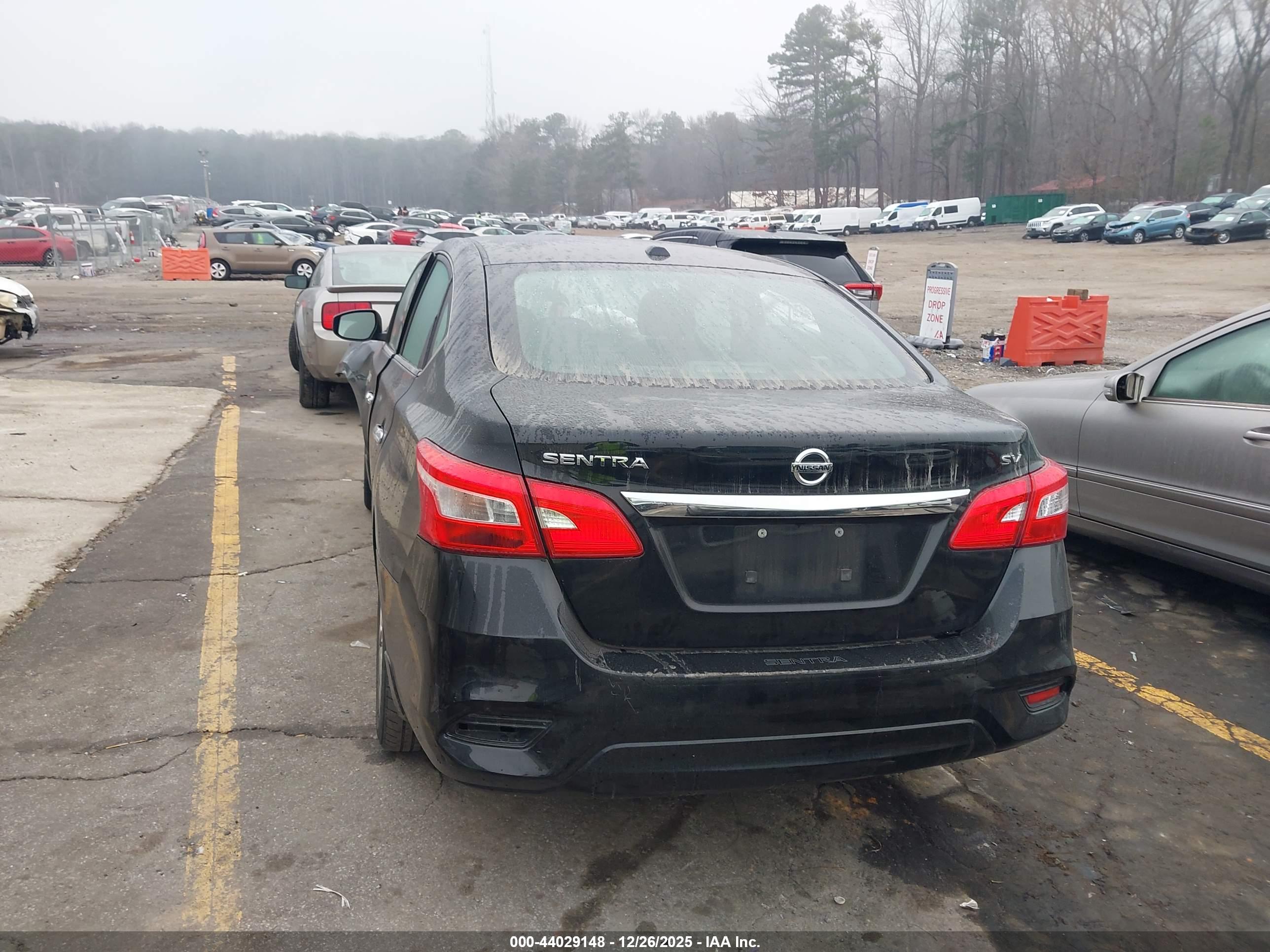 NISSAN SENTRA image 3