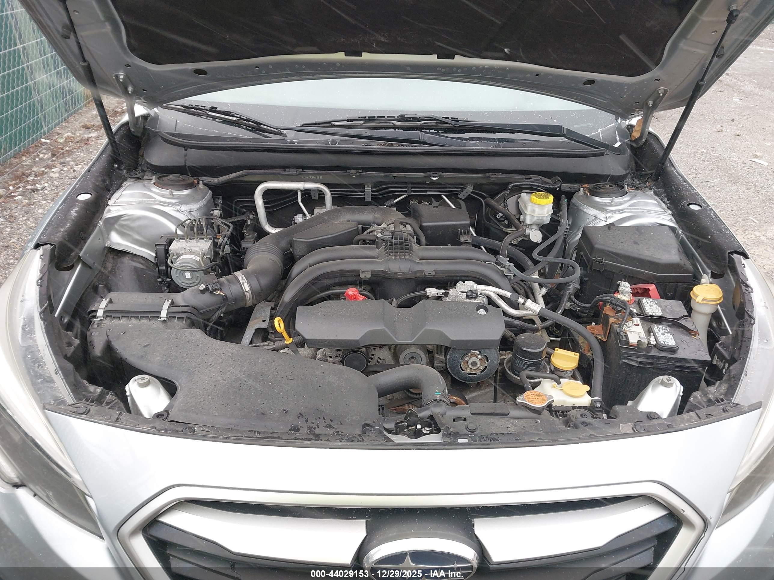 SUBARU LEGACY image 10