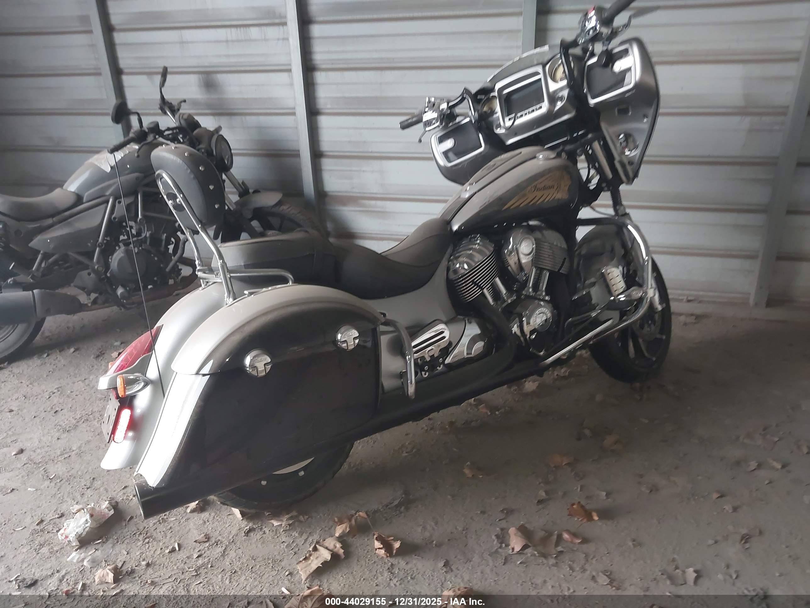 INDIAN MOTORCYCLE image 4