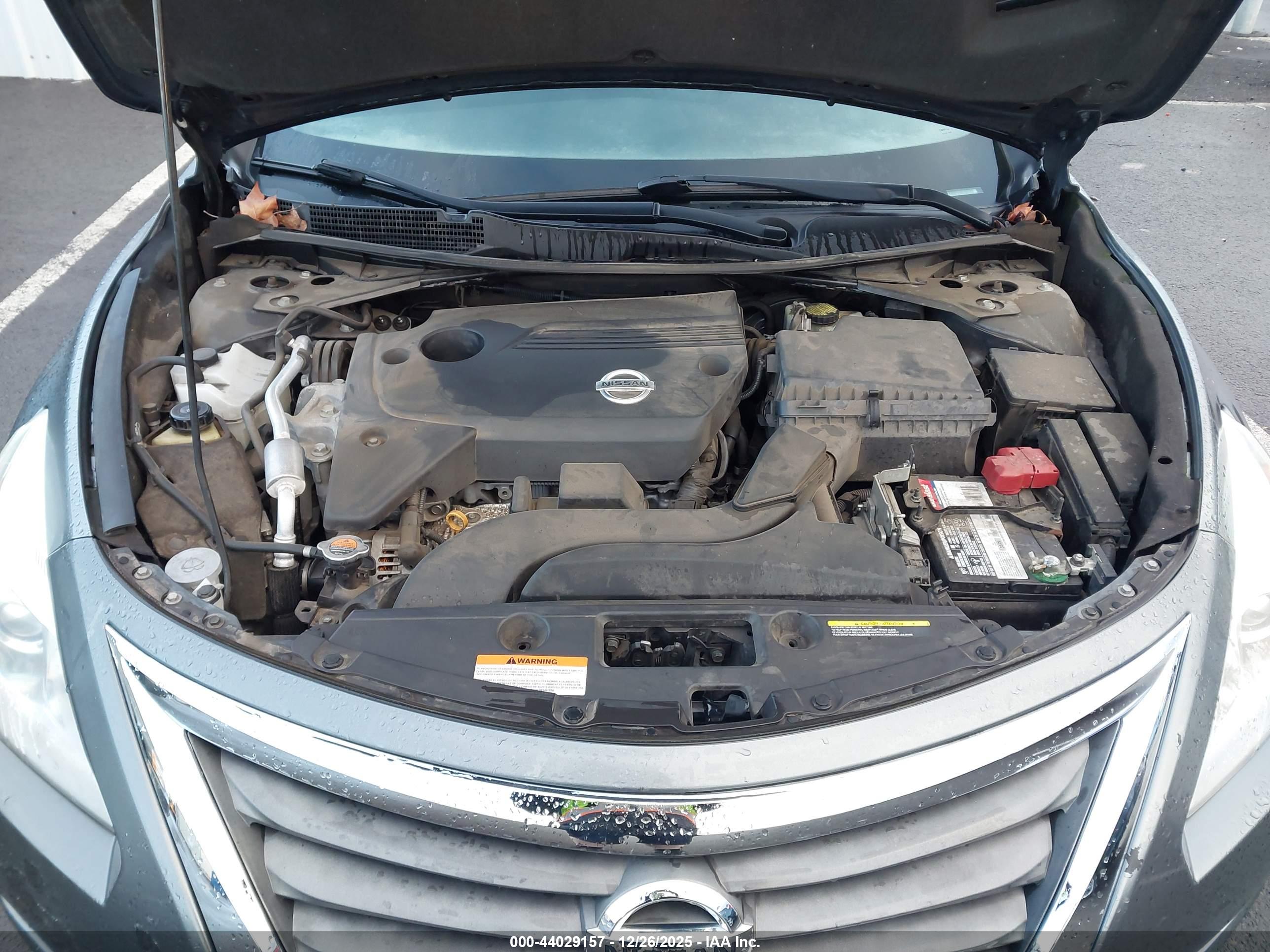 NISSAN ALTIMA image 10